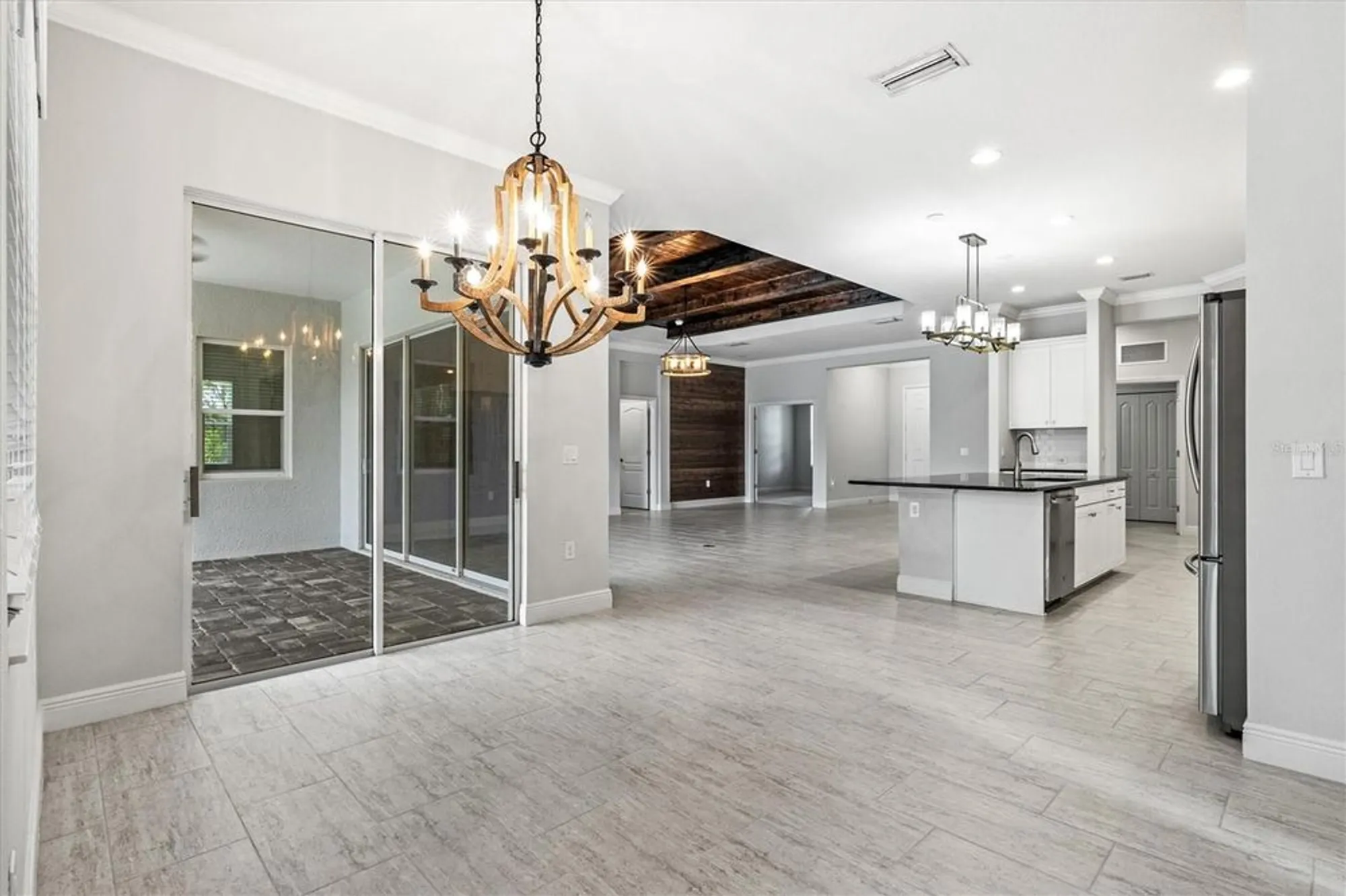 Property Slideshow image 22 of 85 | 12301 auburndale ct, Venice, FL, 34293