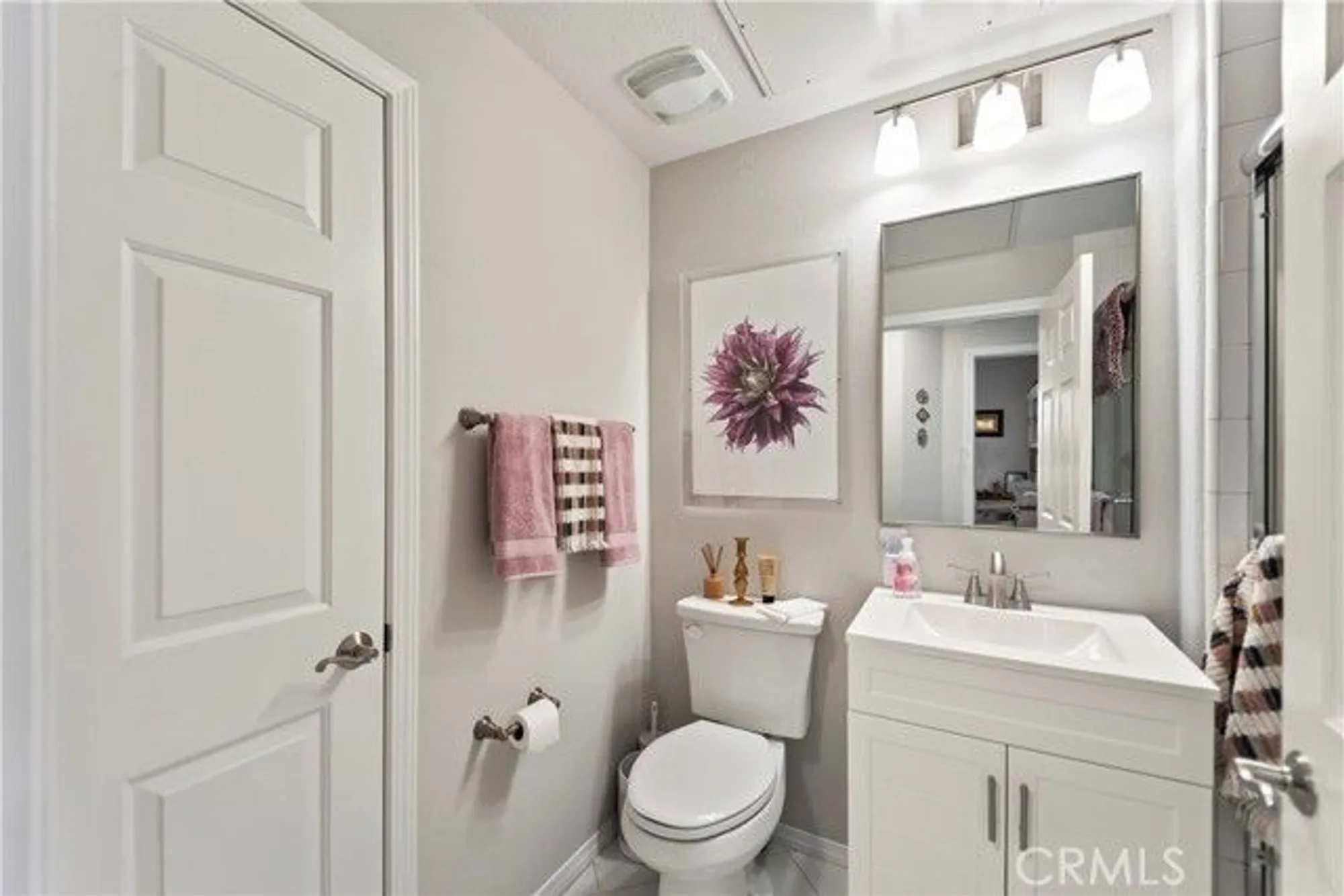 Property Slideshow image 19 of 32 | 326 hawthorne, Torrance, CA, 90503