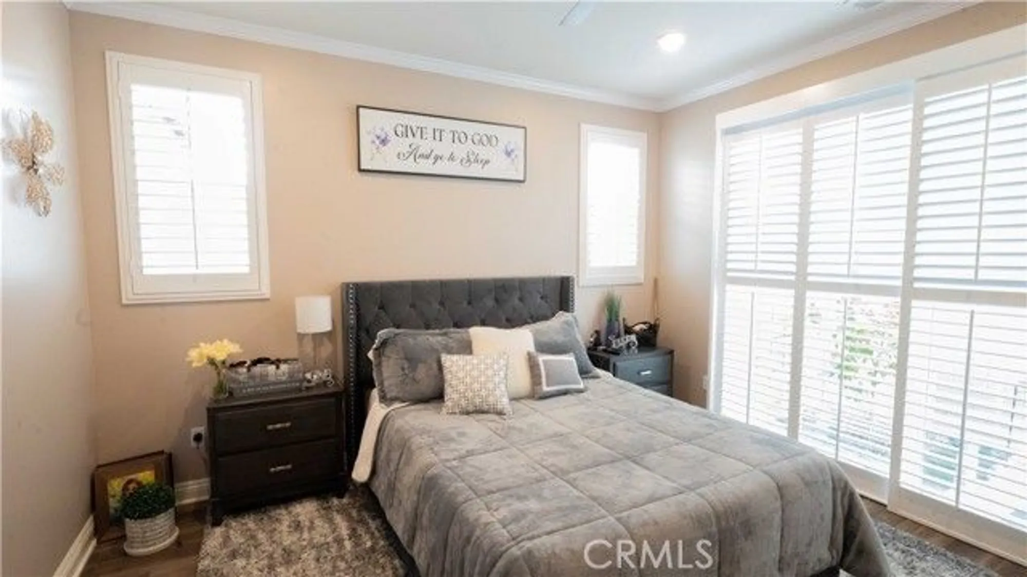 Property Slideshow image 19 of 41 | 20544 galloway dr, Santa Clarita, CA, 91350