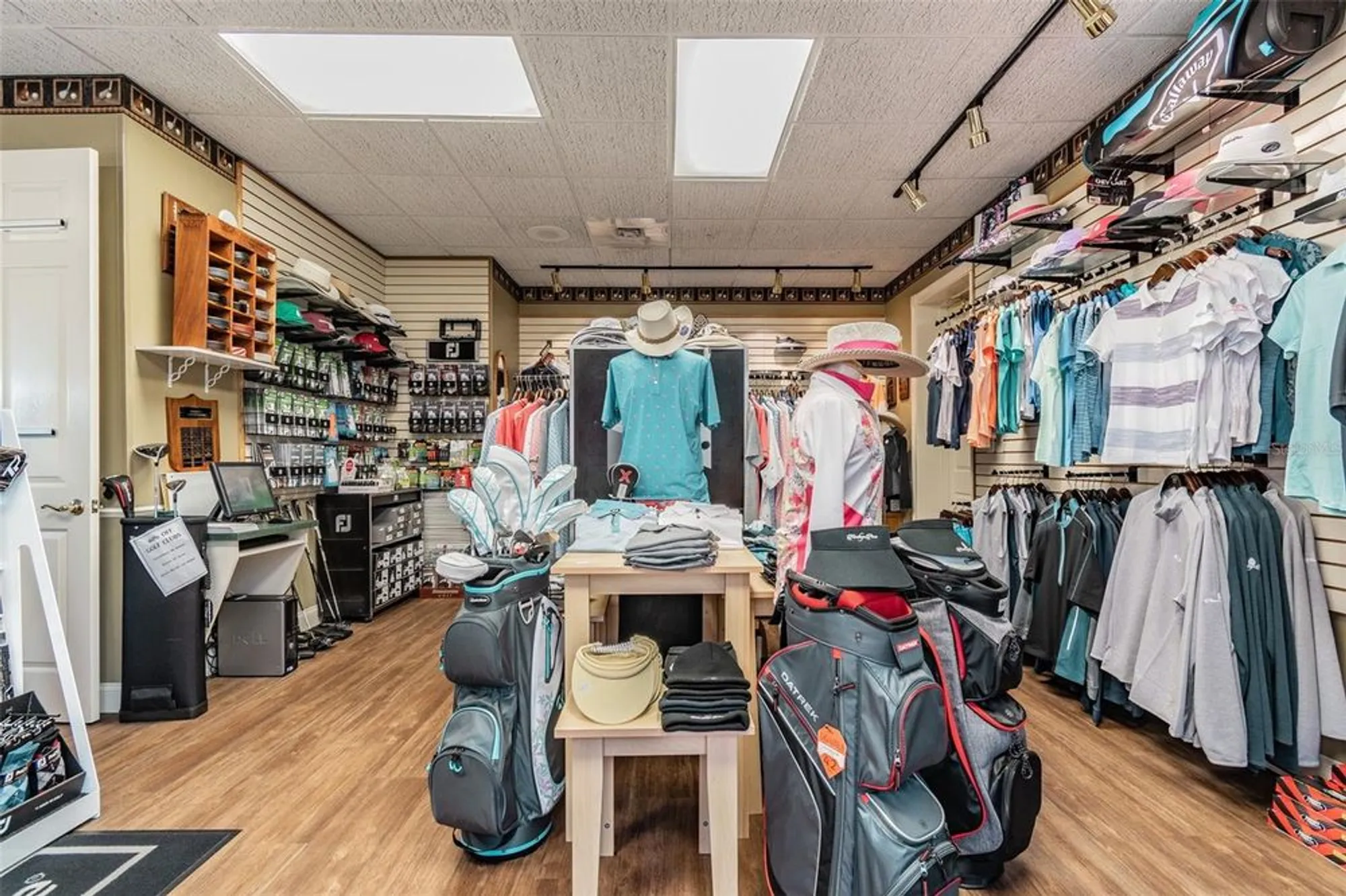 Property Slideshow image 56 of 59 | 1228 ashbourne cir, Trinity, FL, 34655