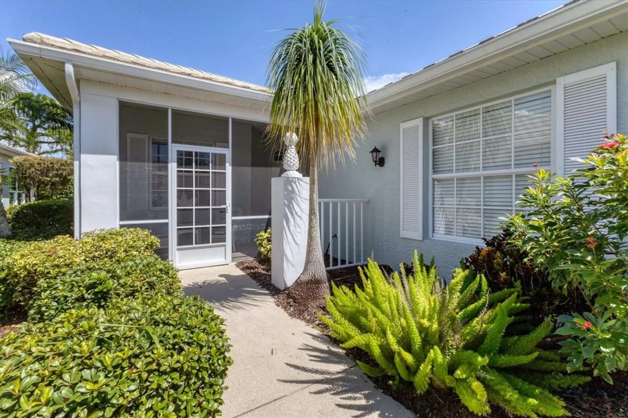 Property Slideshow image 3 of 50 | 1630 monarch dr # 1630, Venice, FL, 34293