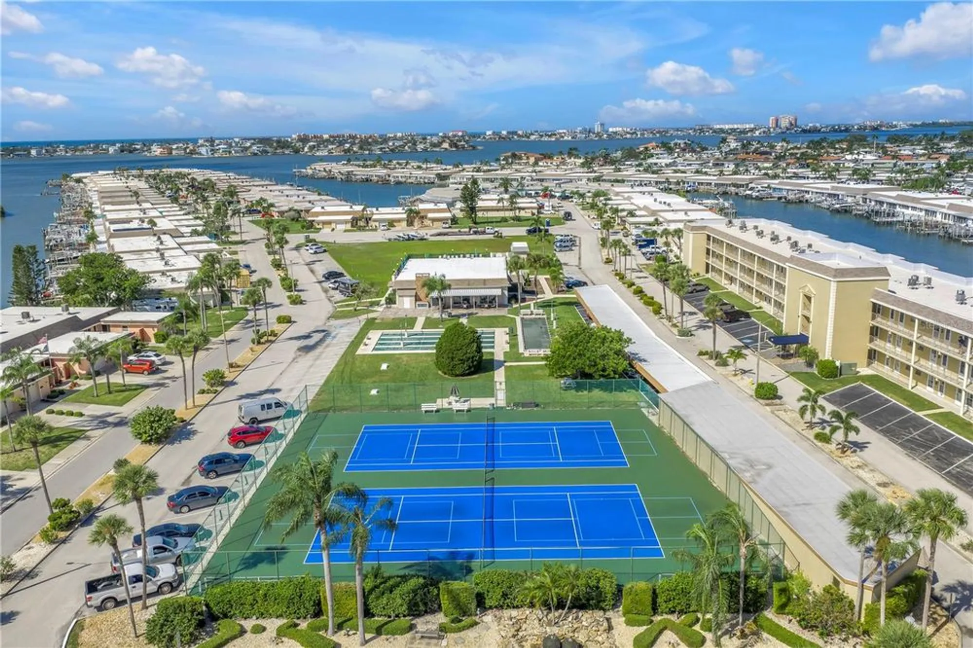 Property Slideshow image 67 of 97 | 433 boca ciega point blvd s # 1012, St Petersburg, FL, 33708