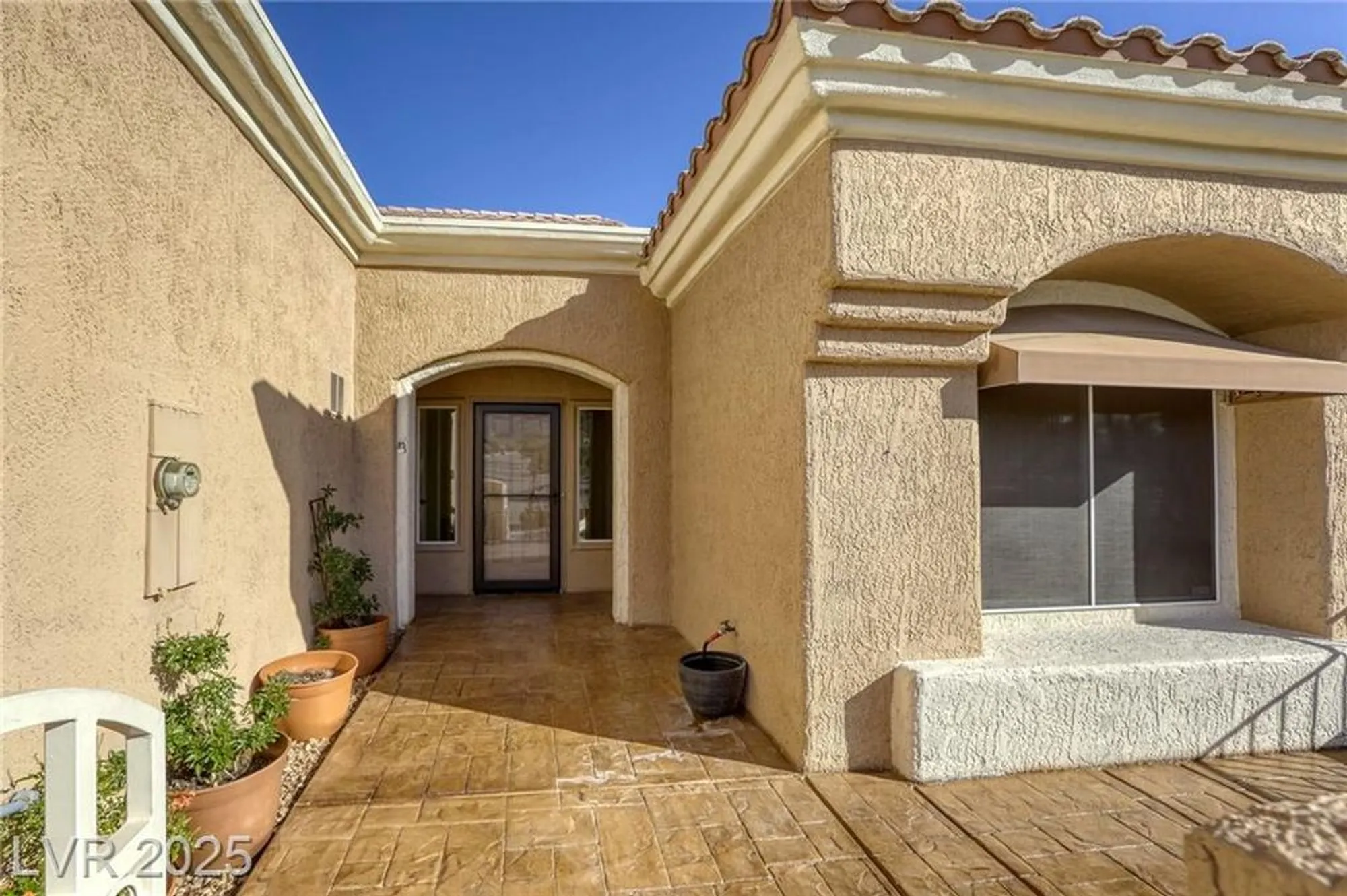 Property Slideshow image 36 of 46 | 9800 villa ridge dr, Las Vegas, NV, 89134