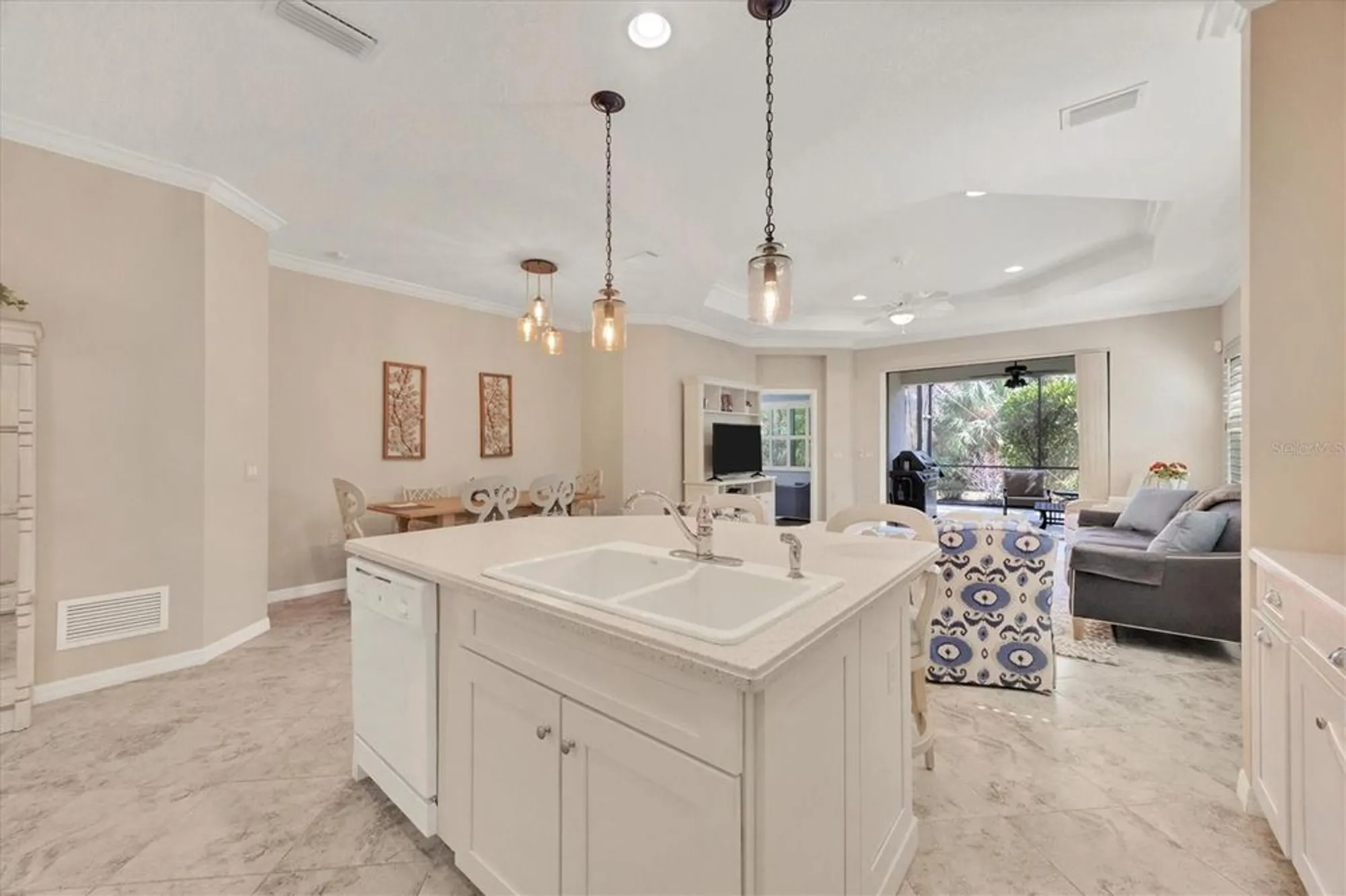 Property Slideshow image 17 of 63 | 1222 collier pl, Venice, FL, 34293