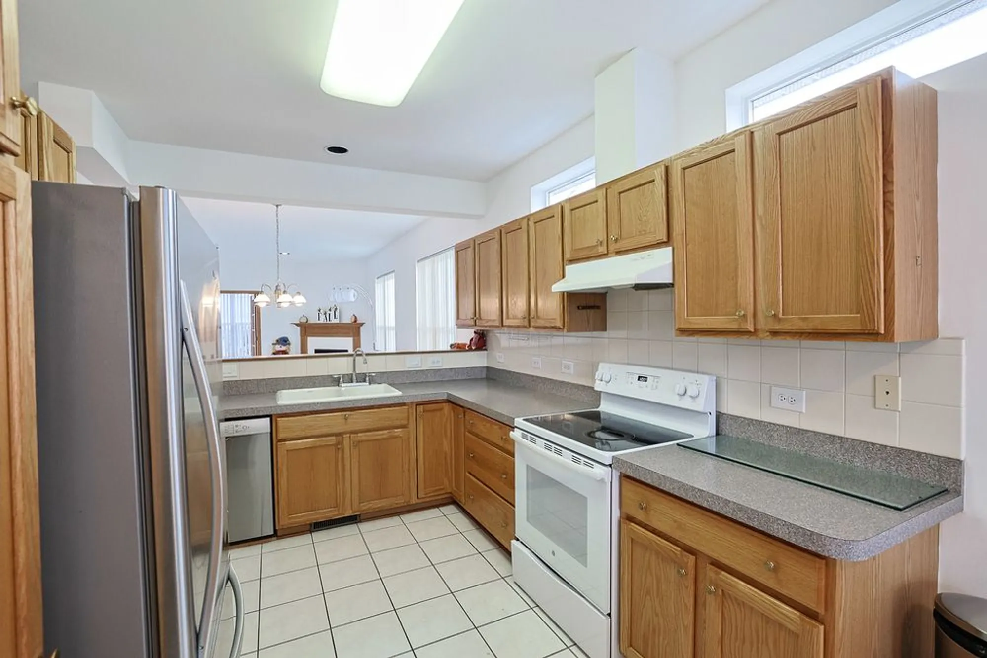 Property Slideshow image 9 of 32 | 3455 steeplechase way, Grayslake, IL, 60030