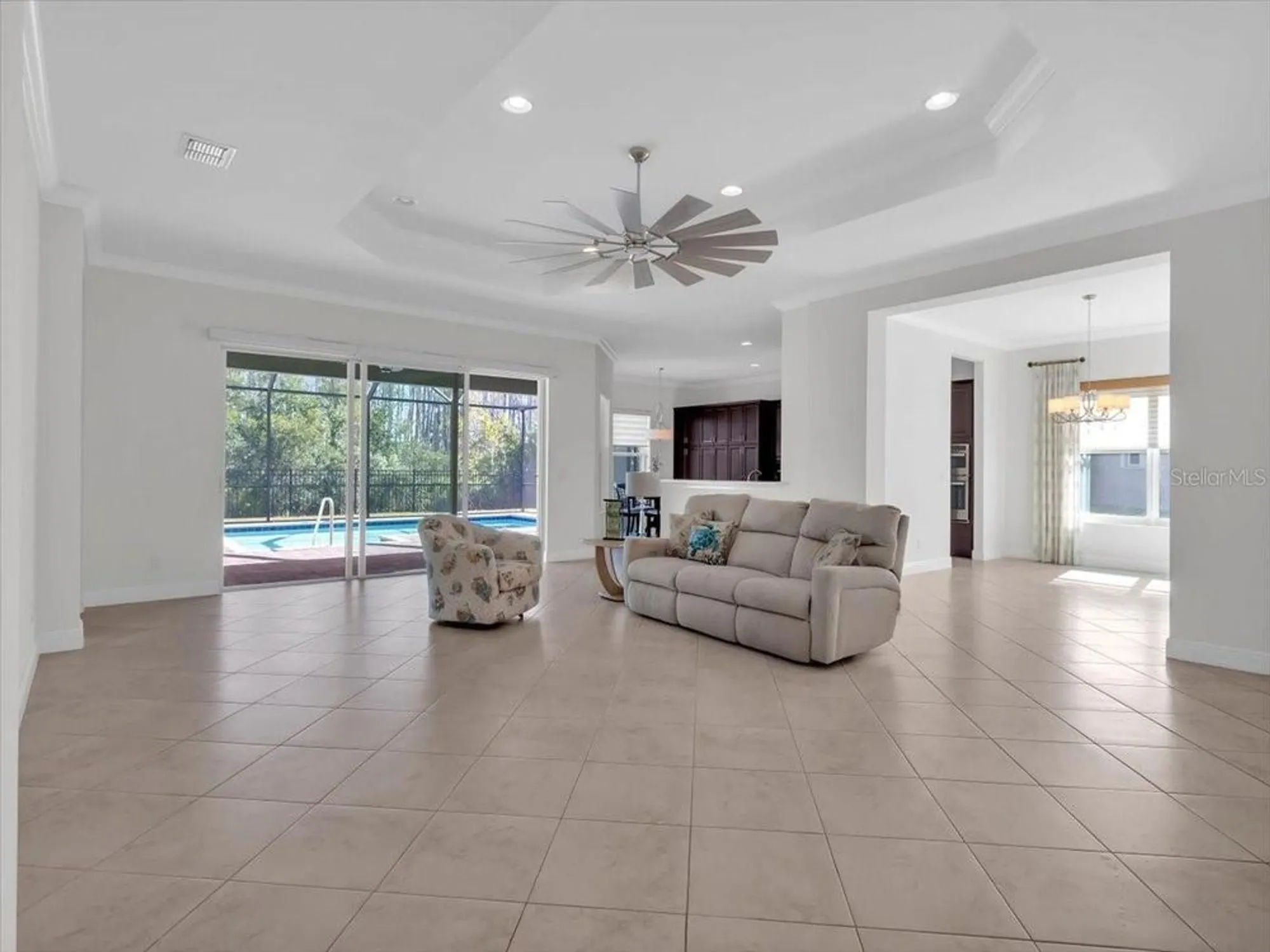 Property Slideshow image 27 of 76 | 16308 garnet glen pl, Wimauma, FL, 33598