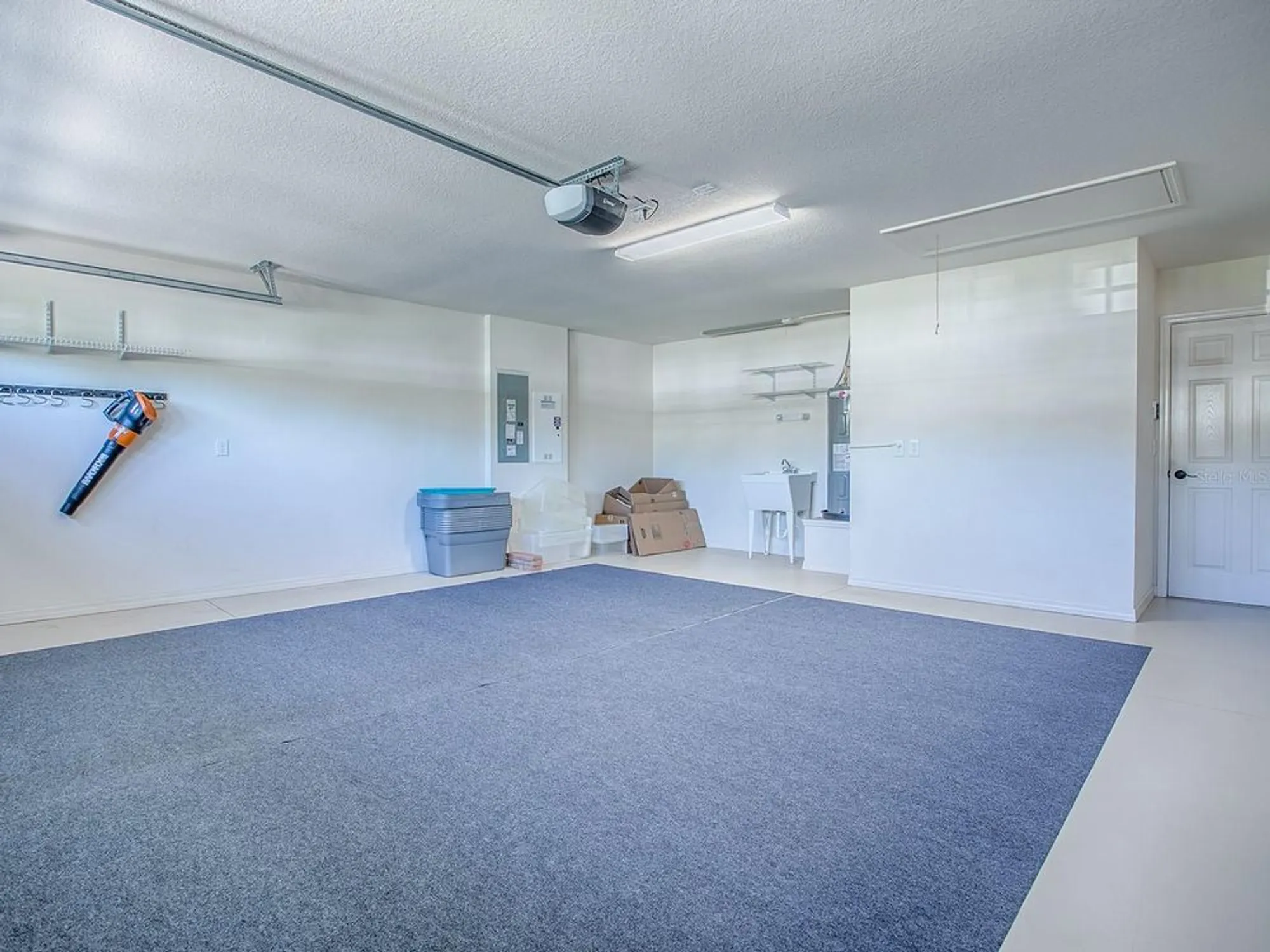 Property Slideshow image 22 of 31 | 1222 dustin dr, The Villages, FL, 32159