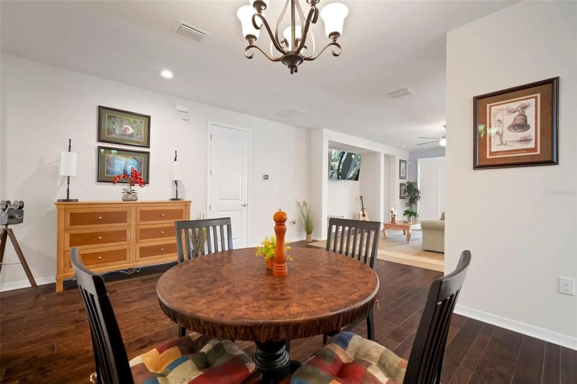 Property Slideshow image 27 of 93 | 5102 coastal scene dr, Apollo Beach, FL, 33572