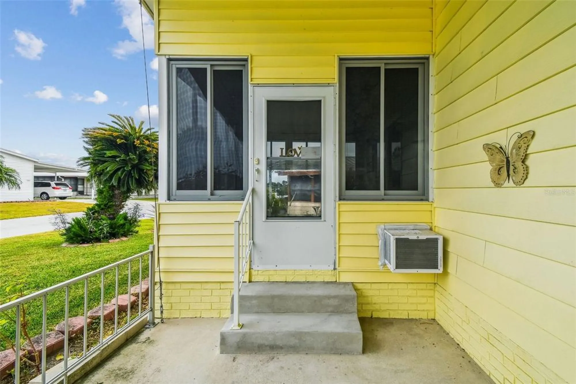 Property Slideshow image 13 of 77 | 1811 sherwood hill dr, Lakeland, FL, 33810