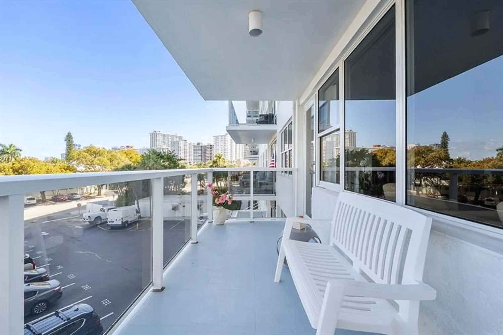 Property Slideshow image 23 of 53 | 3300 ne 36th st 303, Fort Lauderdale, FL, 33308