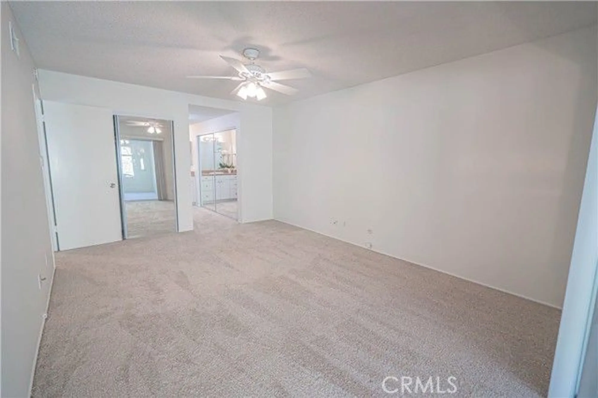 Property Slideshow image 14 of 51 | 19433 oak crossing rd, Newhall, CA, 91321