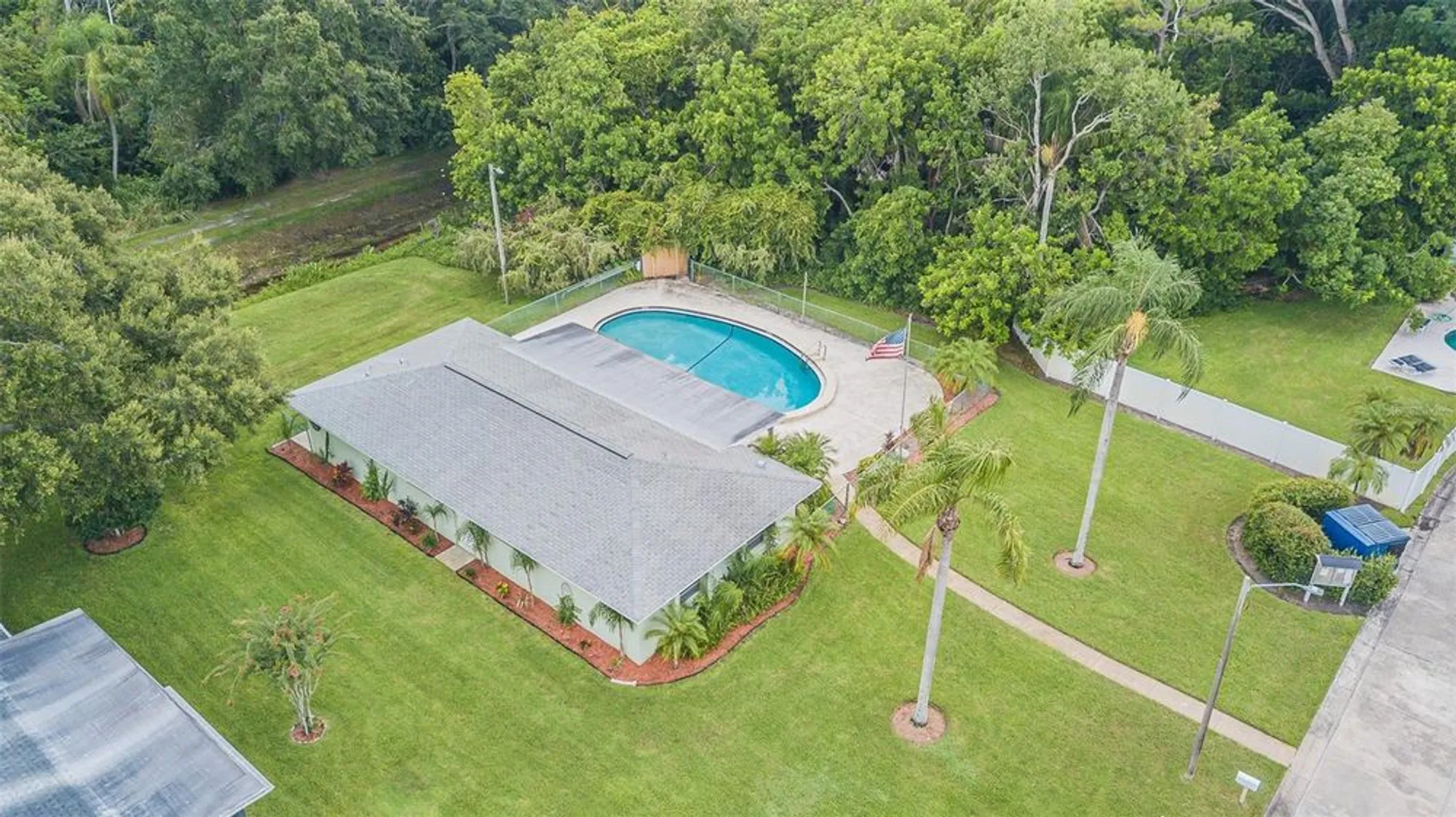 Property Slideshow image 31 of 32 | 1130 orange tree cir c, Palm Harbor, FL, 34684