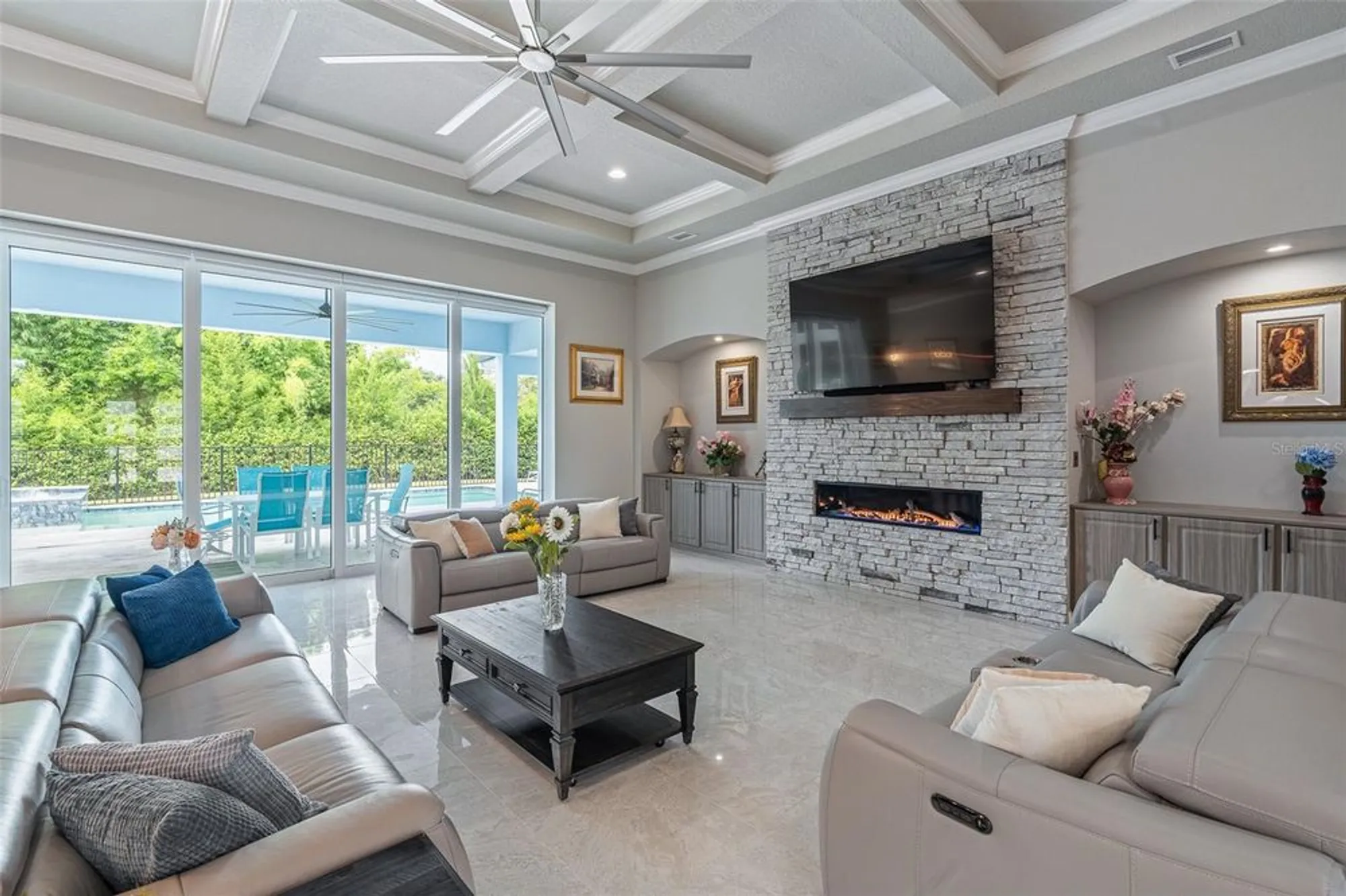 Property Slideshow image 9 of 100 | 998 downshire ln, Ormond Beach, FL, 32174