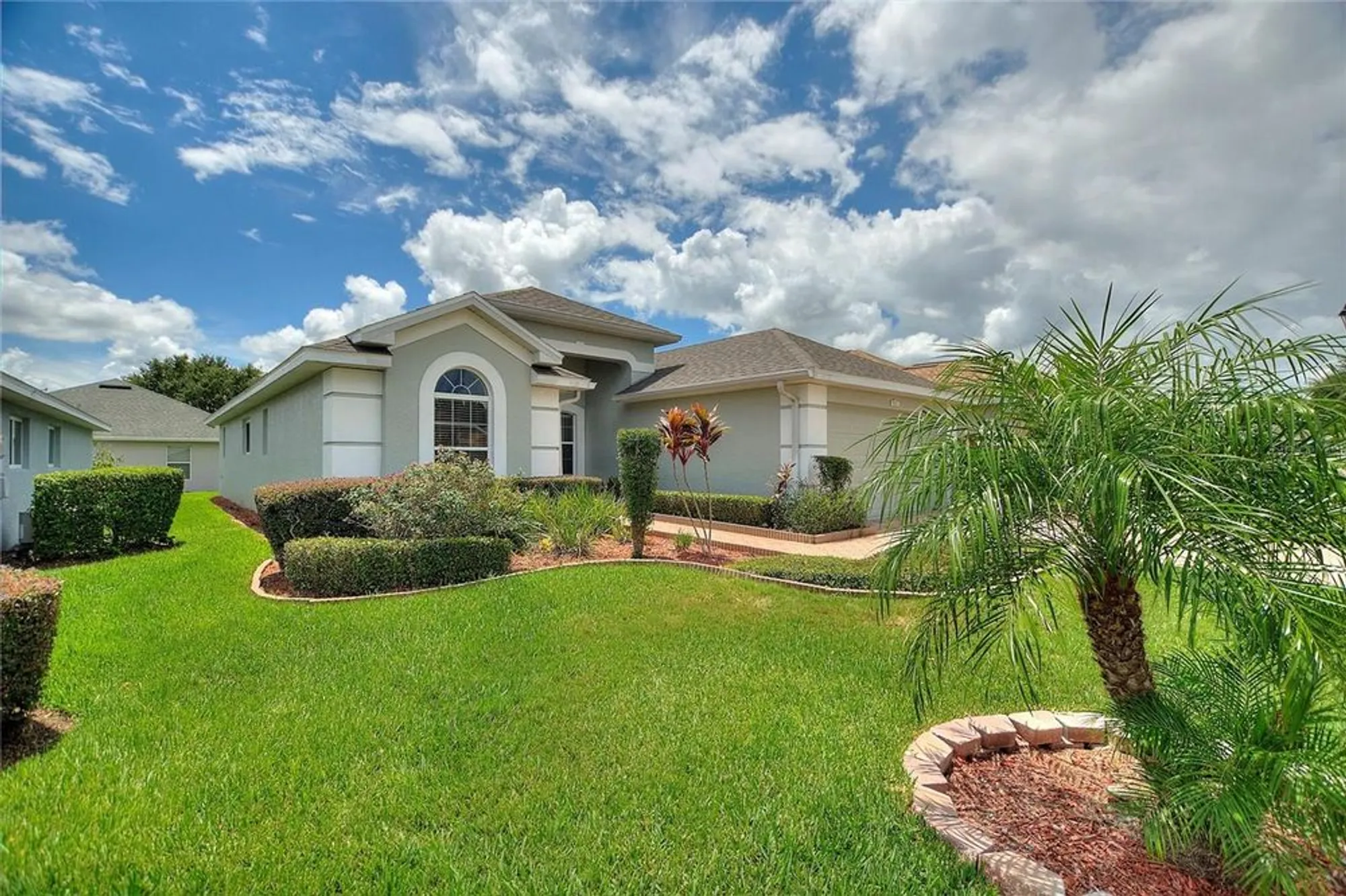 Property Slideshow image 18 of 35 | 3923 baldwin ln, Winter Haven, FL, 33884