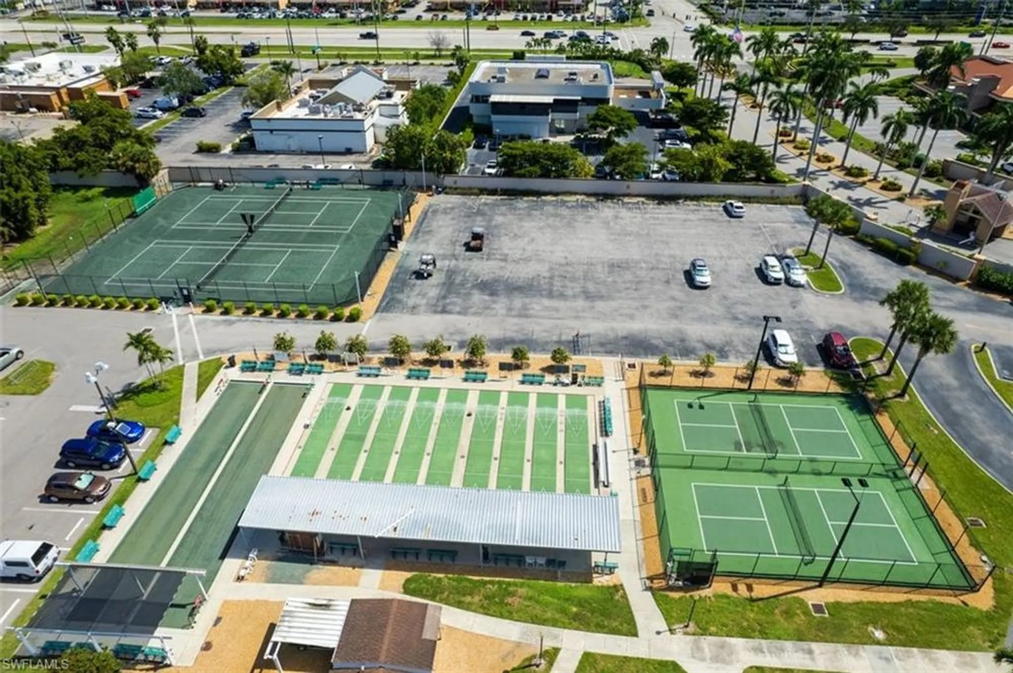 Property Slideshow image 41 of 50 | 1846 pine glade cir, Fort Myers, FL, 33907