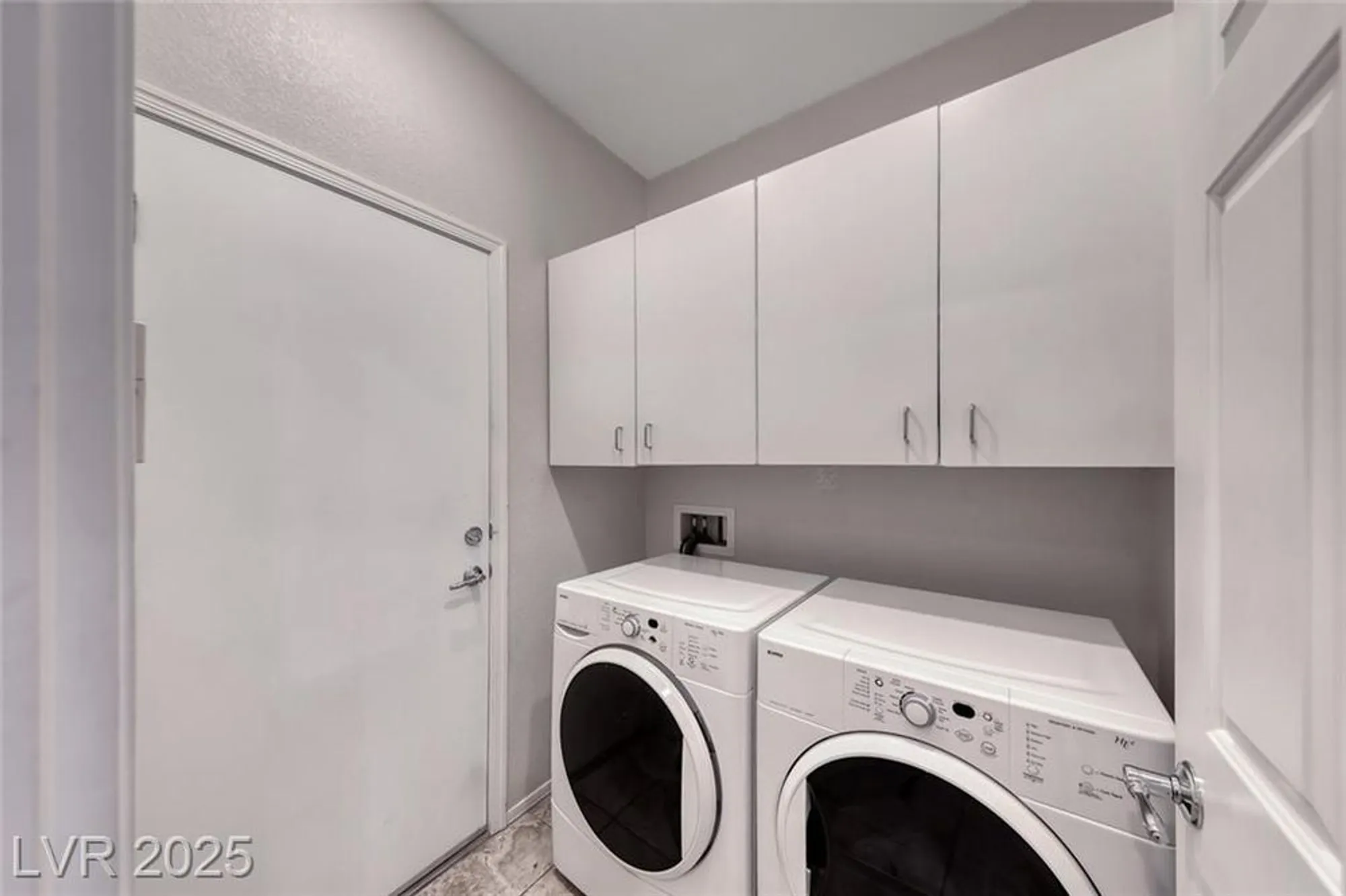 Property Slideshow image 28 of 51 | 2404 anderson park dr, Henderson, NV, 89044