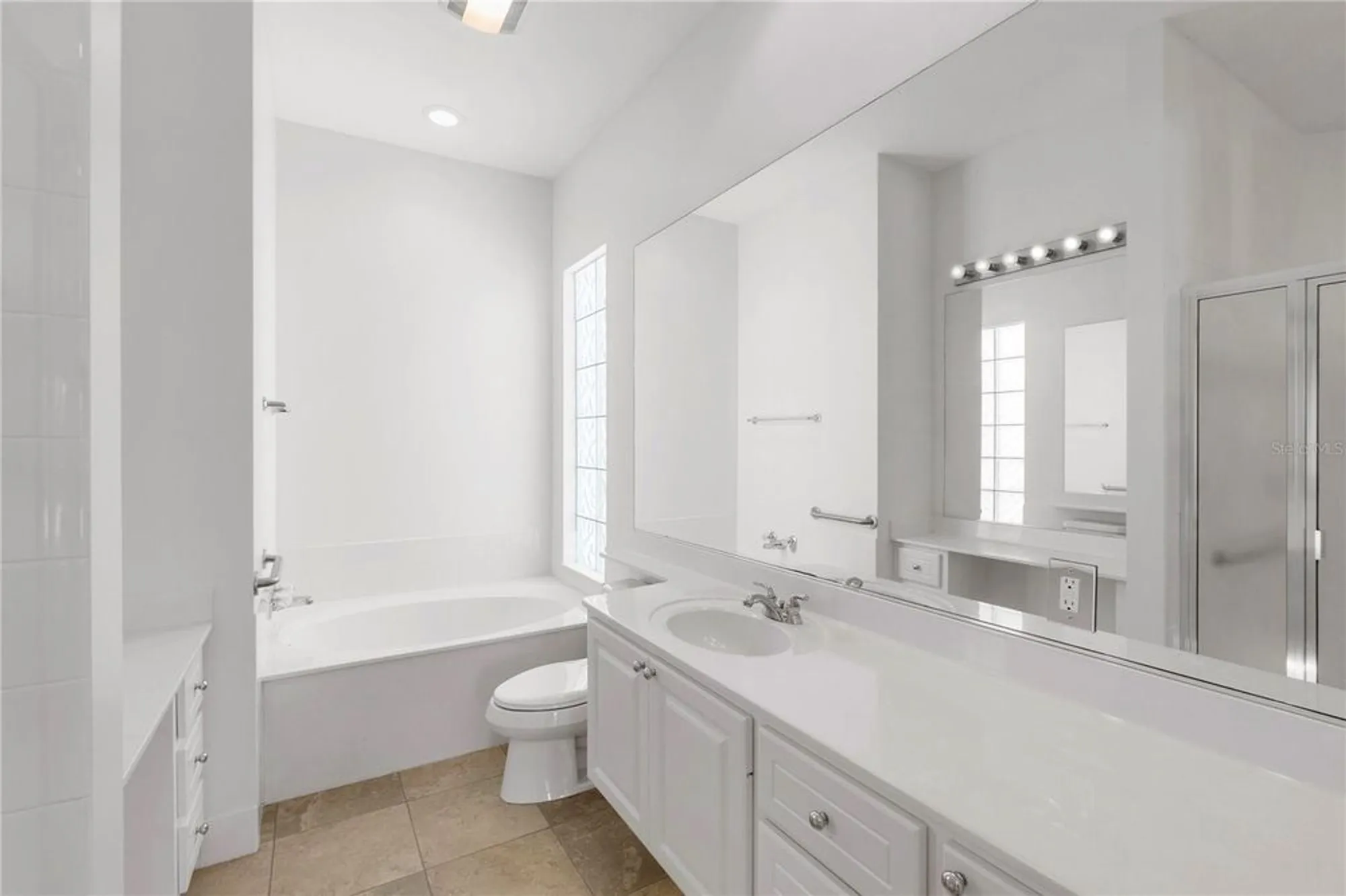 Property Slideshow image 28 of 40 | 5779 wilena pl, Sarasota, FL, 34238