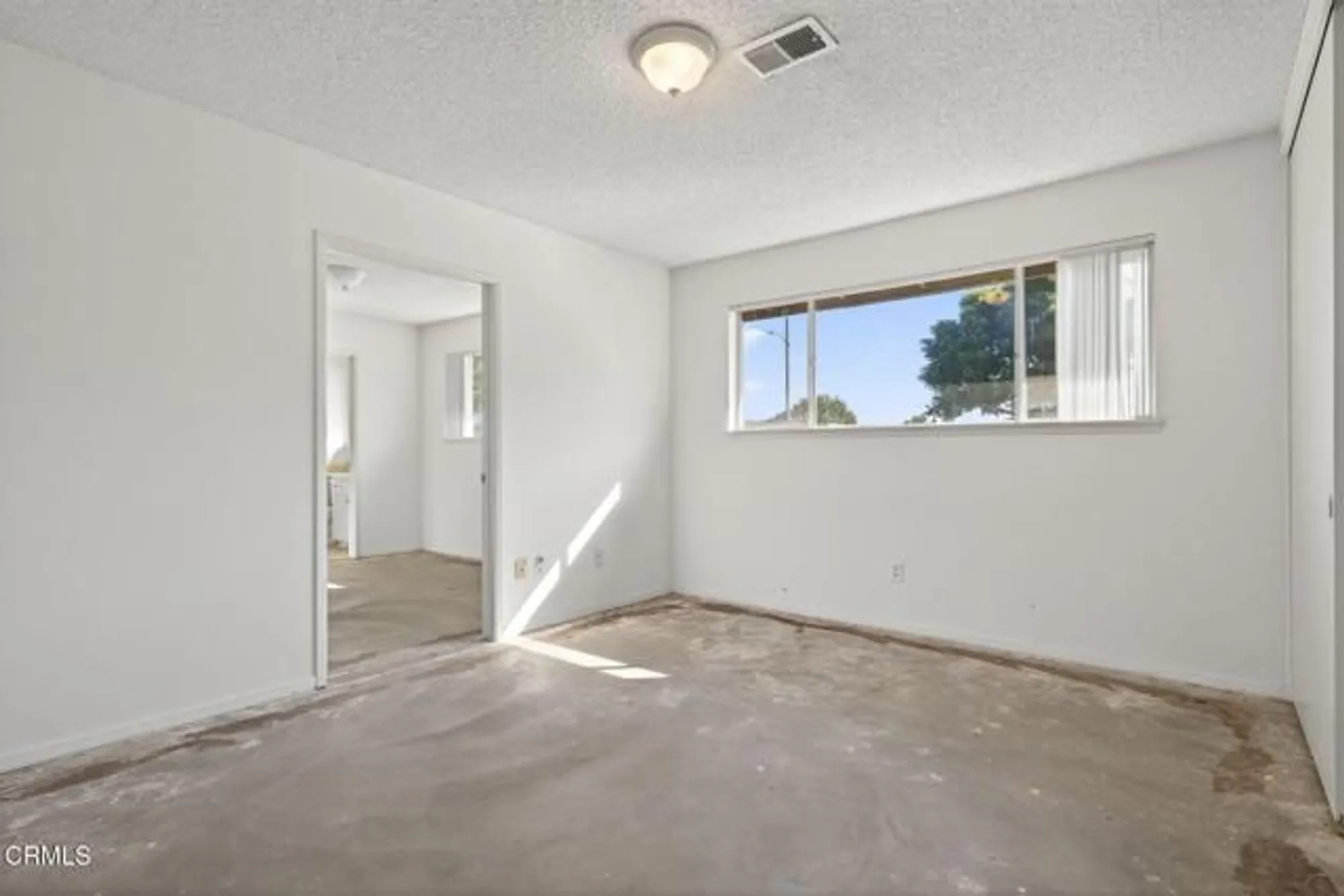 Property Slideshow image 23 of 51 | 151 w bay blvd, Port Hueneme, CA, 93041