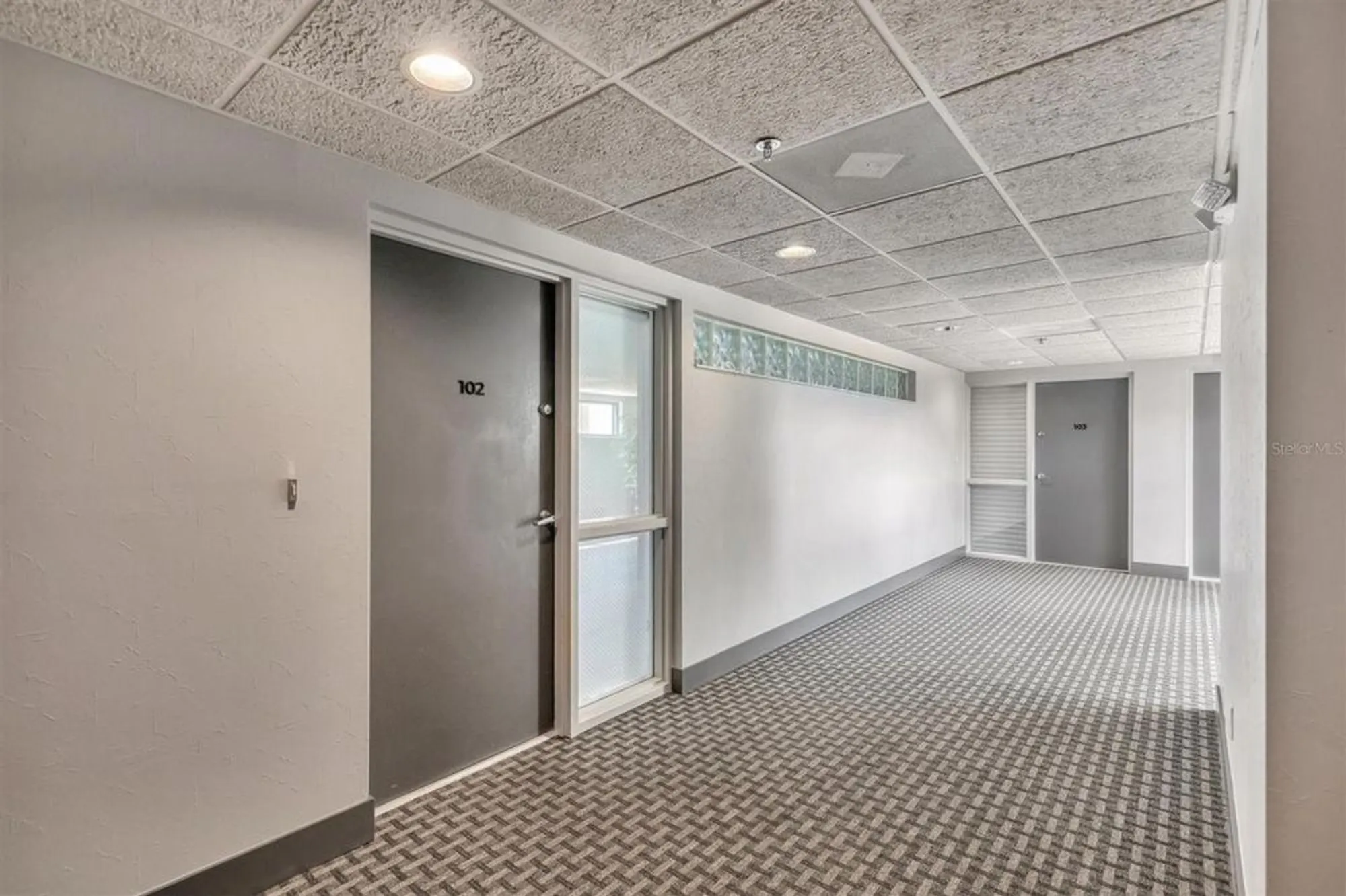 Property Slideshow image 22 of 51 | 5408 eagles point cir apt 102, Sarasota, FL, 34231