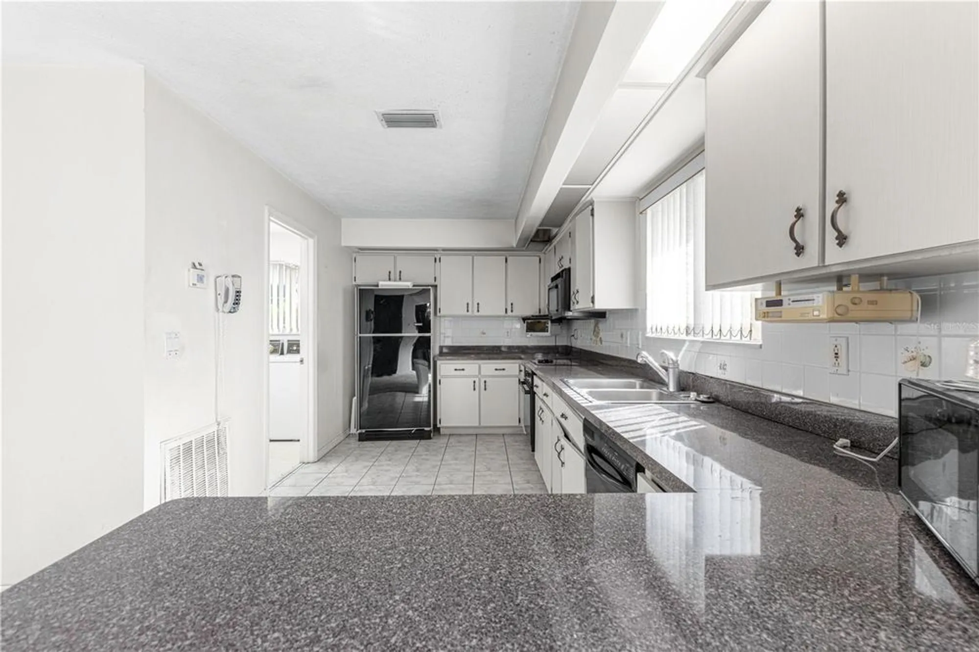 Property Slideshow image 17 of 33 | 11246 se 175th ln, Summerfield, FL, 34491