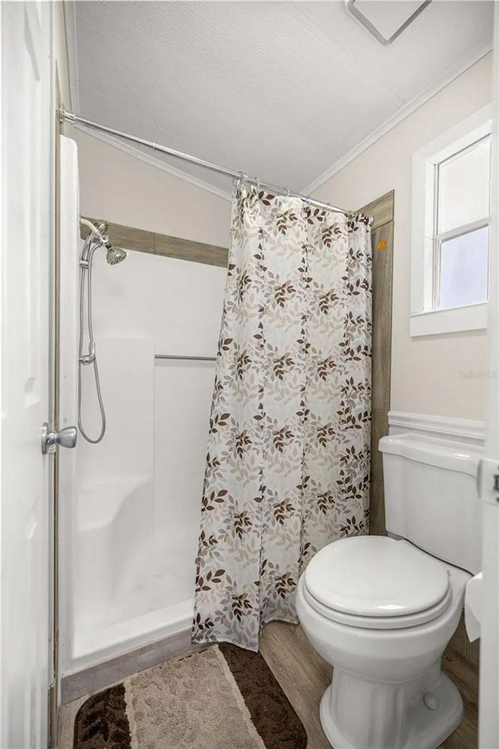 Property Slideshow image 9 of 24 | 1013 ann ave, Lady Lake, FL, 32159