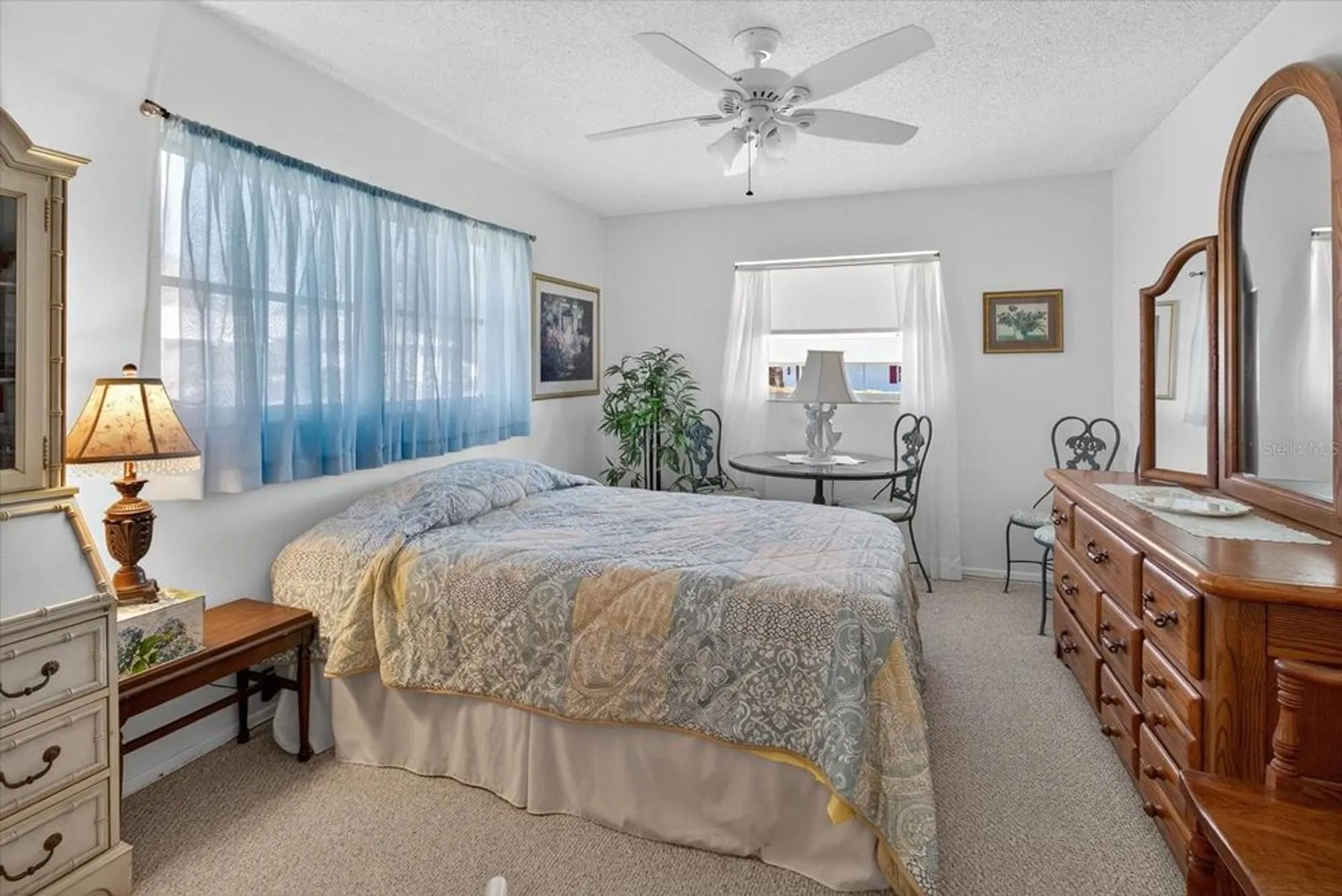 Property Slideshow image 25 of 51 | 1605 whitebridge dr b, Palm Harbor, FL, 34684