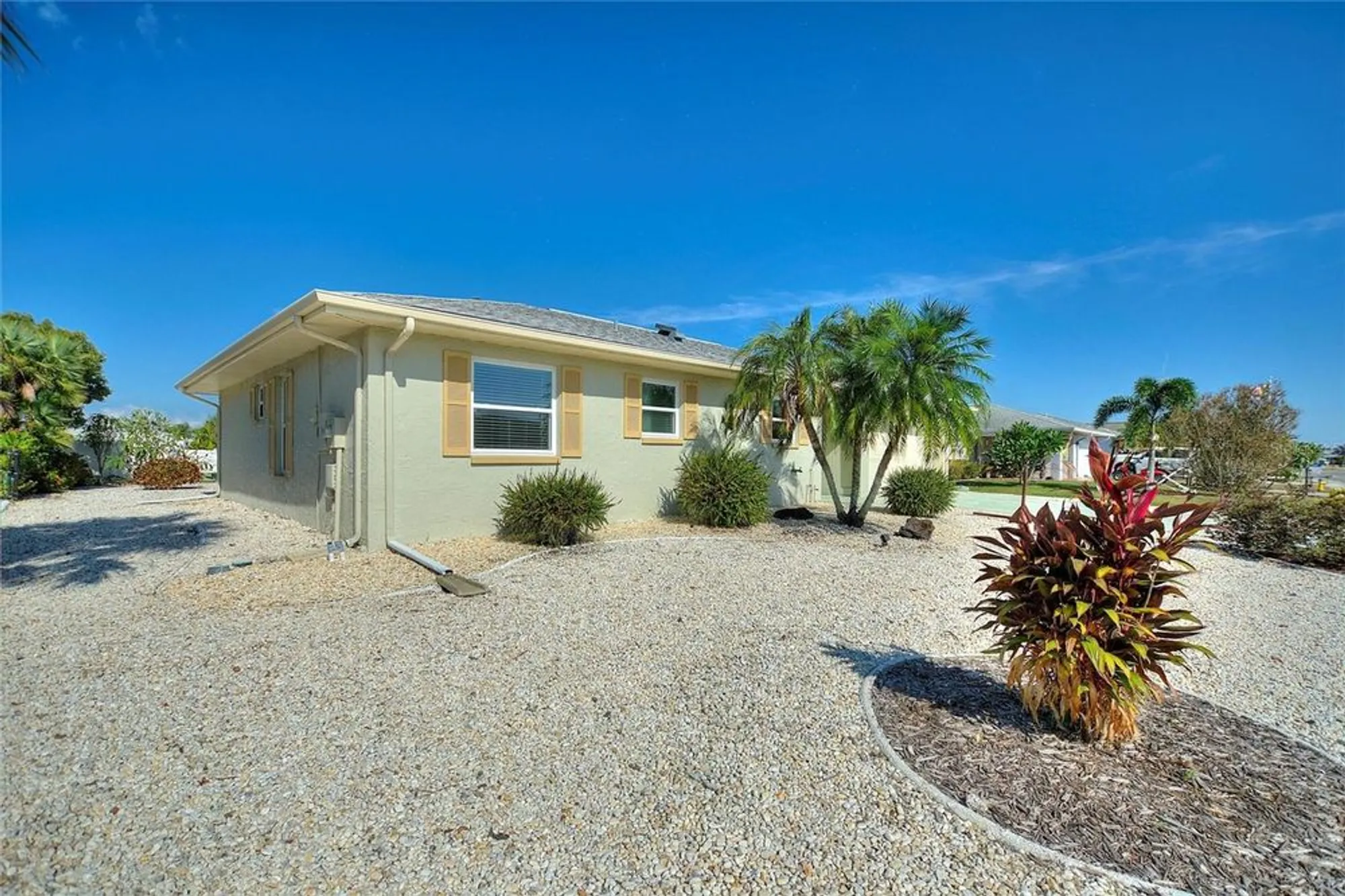 Property Slideshow image 32 of 49 | 679 fort duquesna dr, Sun City Center, FL, 33573