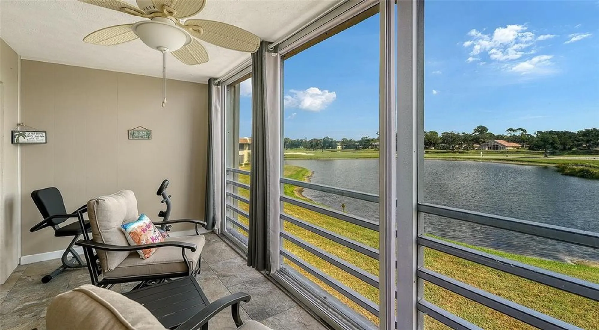 Property Slideshow image 33 of 48 | 7251 w country club dr 225, Sarasota, FL, 34243