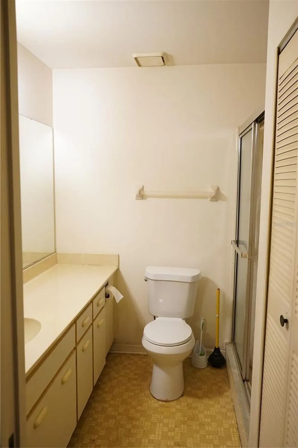 Property Slideshow image 15 of 33 | 1760 atrium dr, Sun City Center, FL, 33573