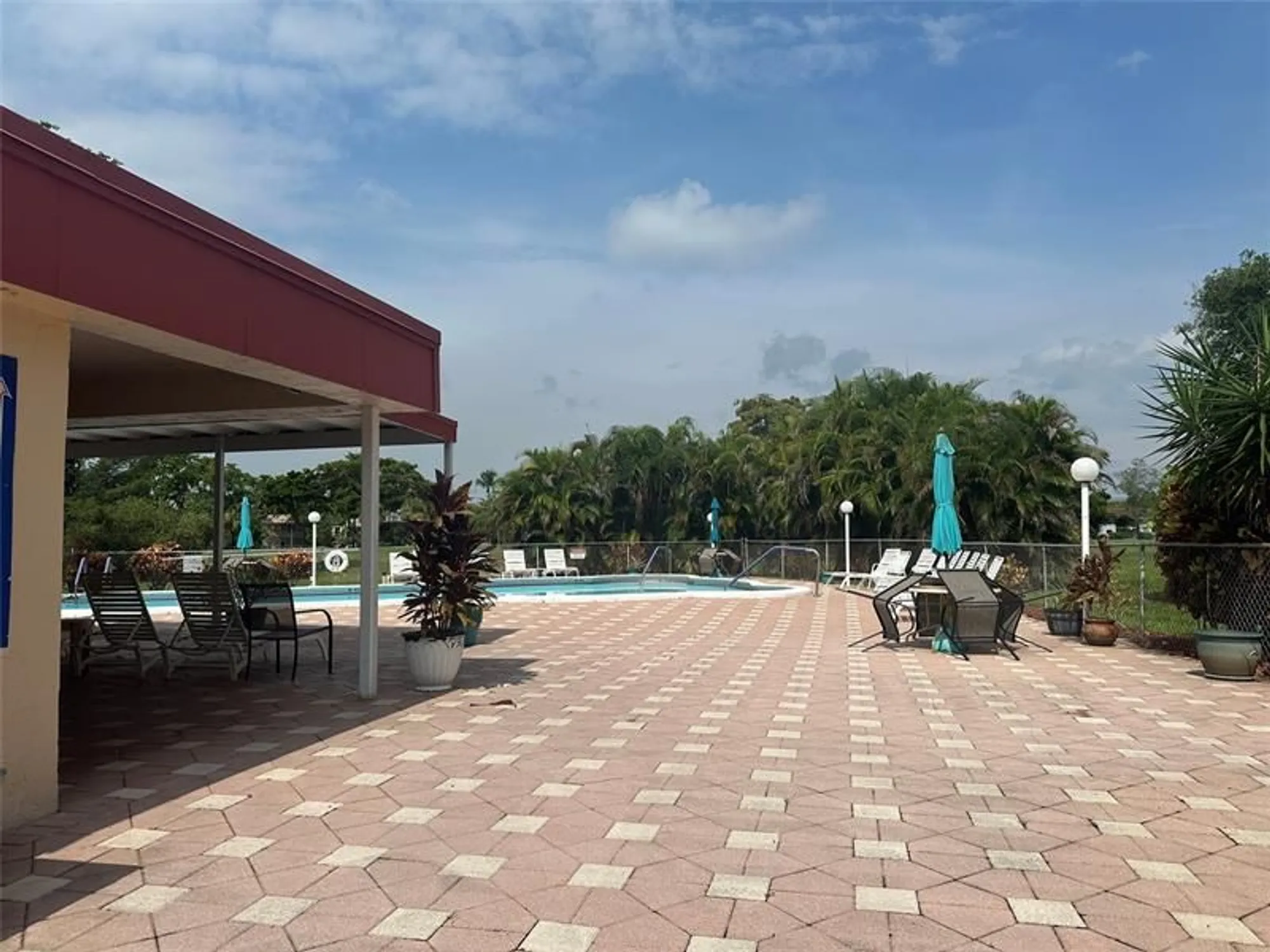 Property Slideshow image 15 of 17 | 1015 country club dr 307, Margate, FL, 33063