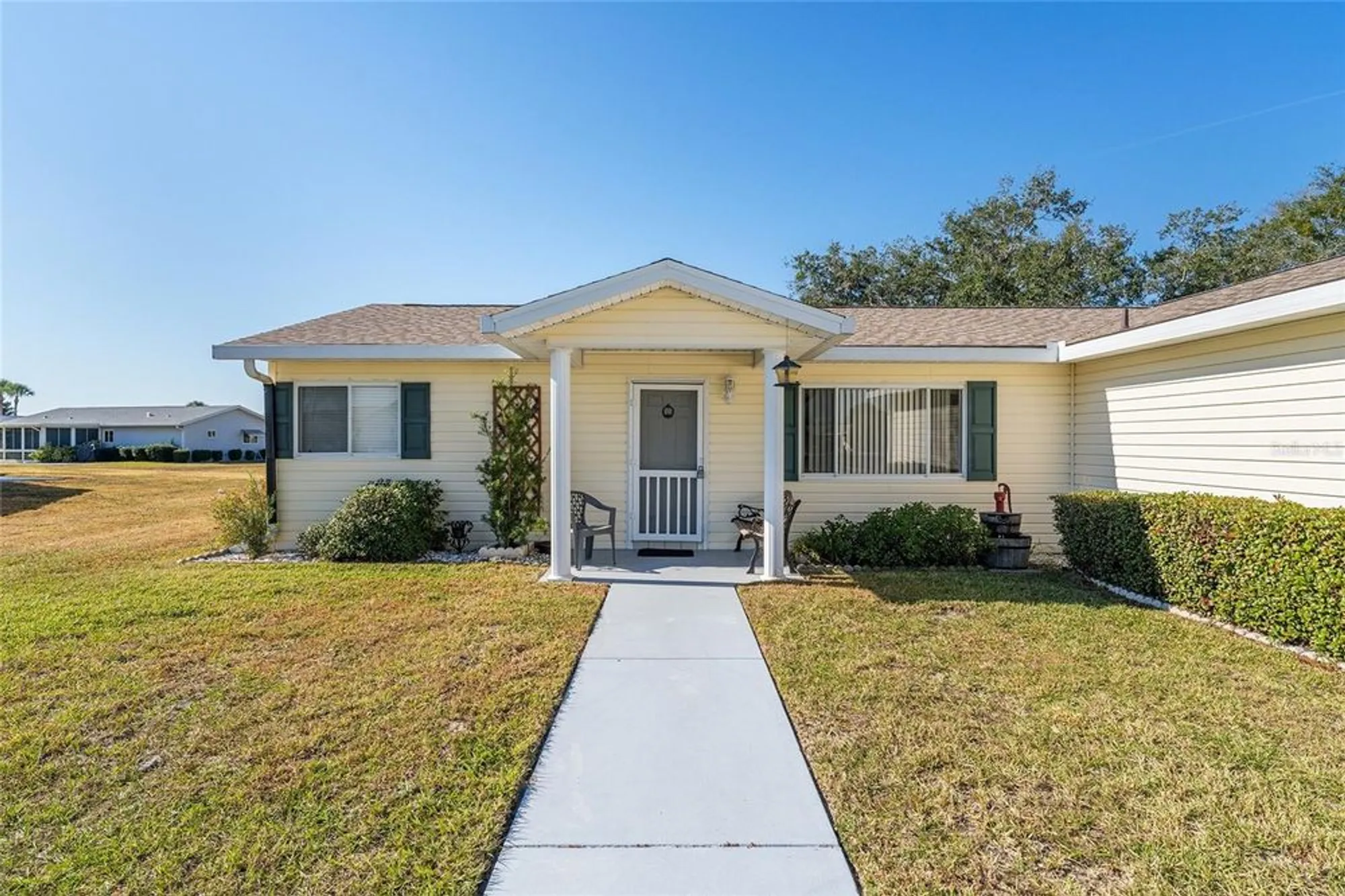 Property Slideshow image 3 of 50 | 17562 se 106th ave, Summerfield, FL, 34491