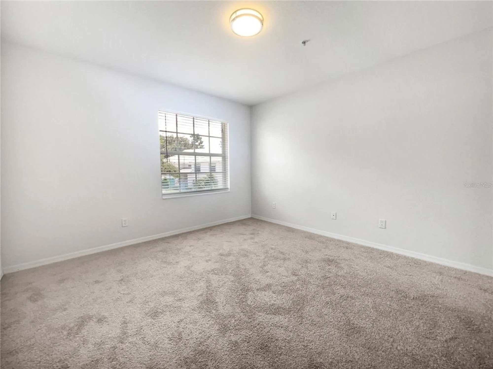 Property Slideshow image 15 of 29 | 6629 pineview ter # 5-201, Bradenton, FL, 34203