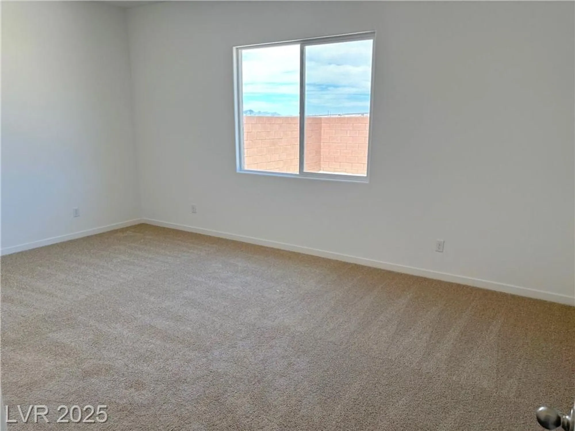 Property Slideshow image 20 of 29 | 5704 e badlands ln, Pahrump, NV, 89061