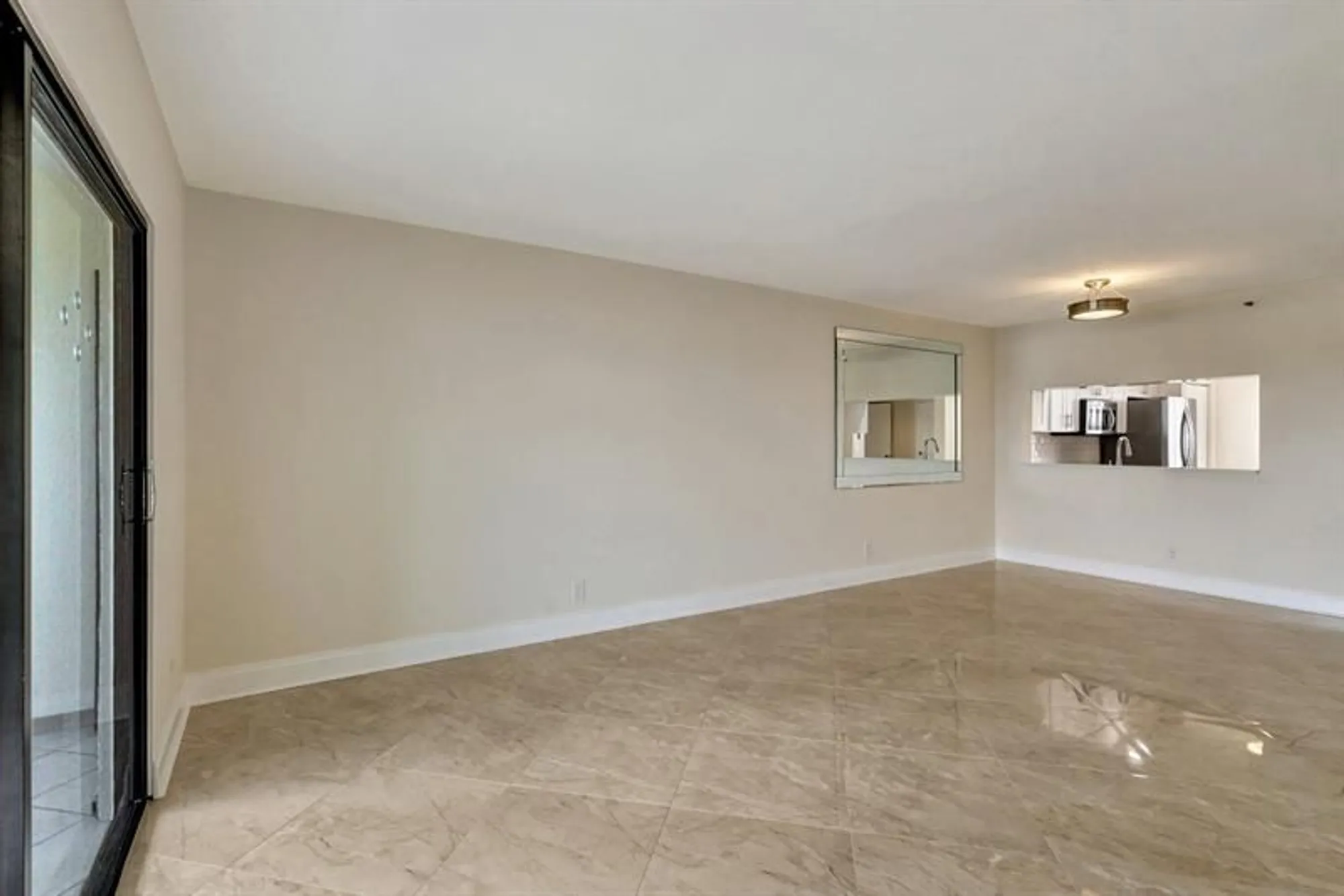 Property Slideshow image 11 of 27 | 14460 strathmore ln 807, Delray Beach, FL, 33446