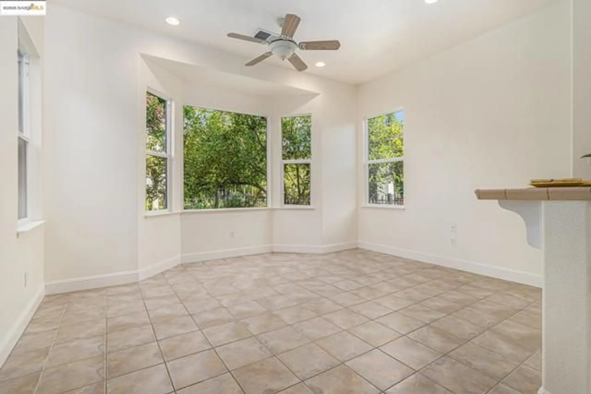 Property Slideshow image 12 of 40 | 1182 bacchini ln, Brentwood, CA, 94513