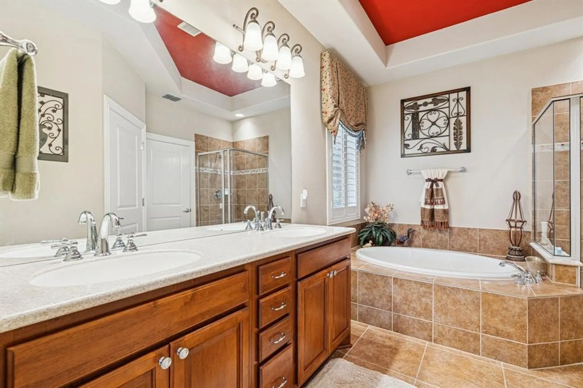Property Slideshow image 14 of 32 | 7313 reflection bay dr, Frisco, TX, 75036
