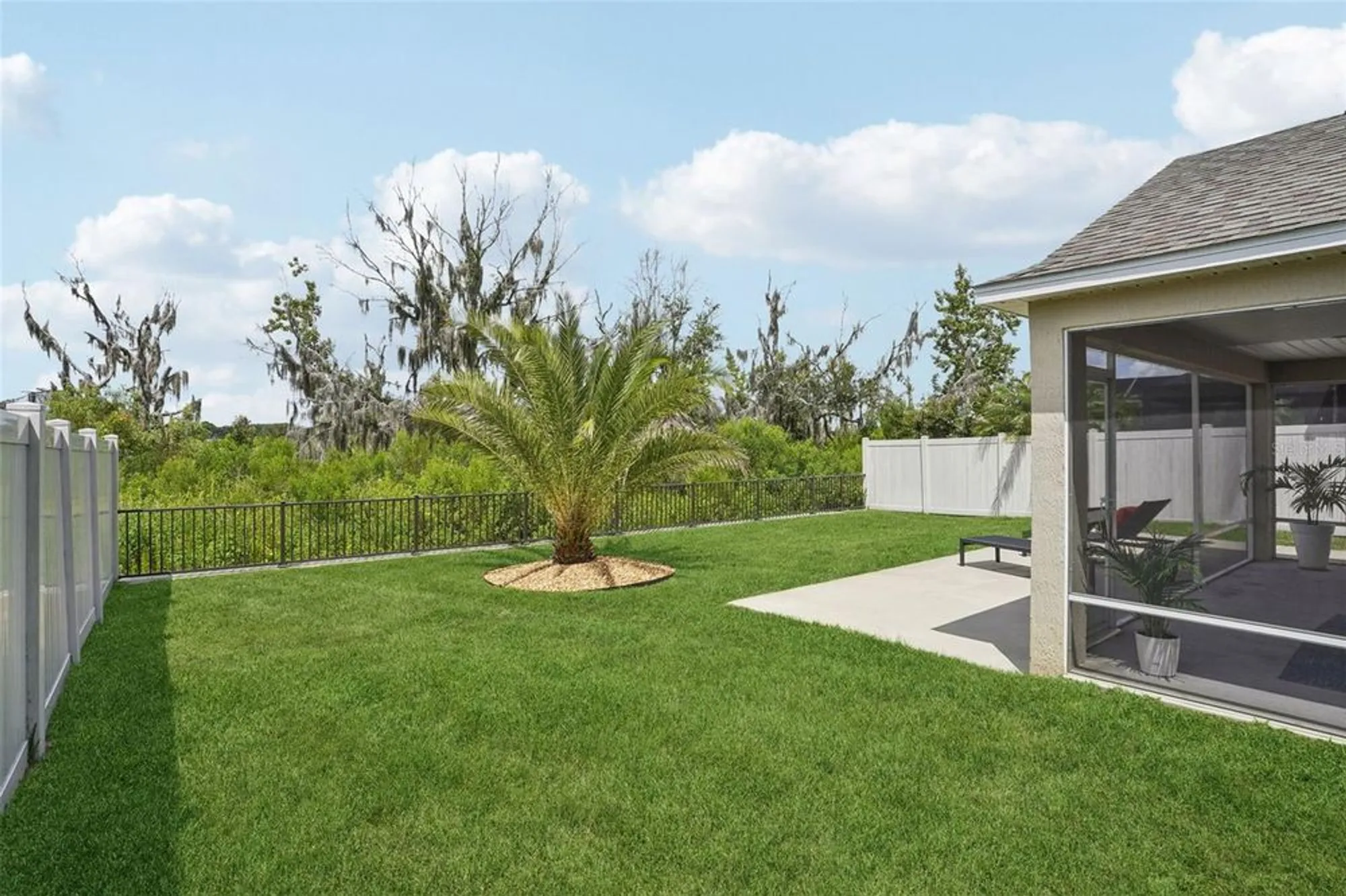 Property Slideshow image 36 of 48 | 4686 hiles pl, The Villages, FL, 32163