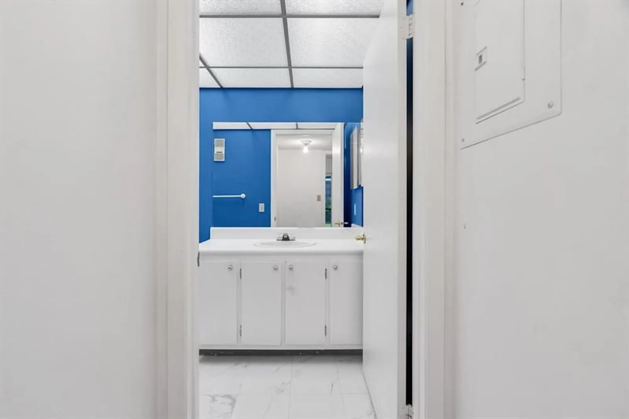 Property Slideshow image 27 of 34 | 7717 ashmont cr 109, Tamarac, FL, 33321