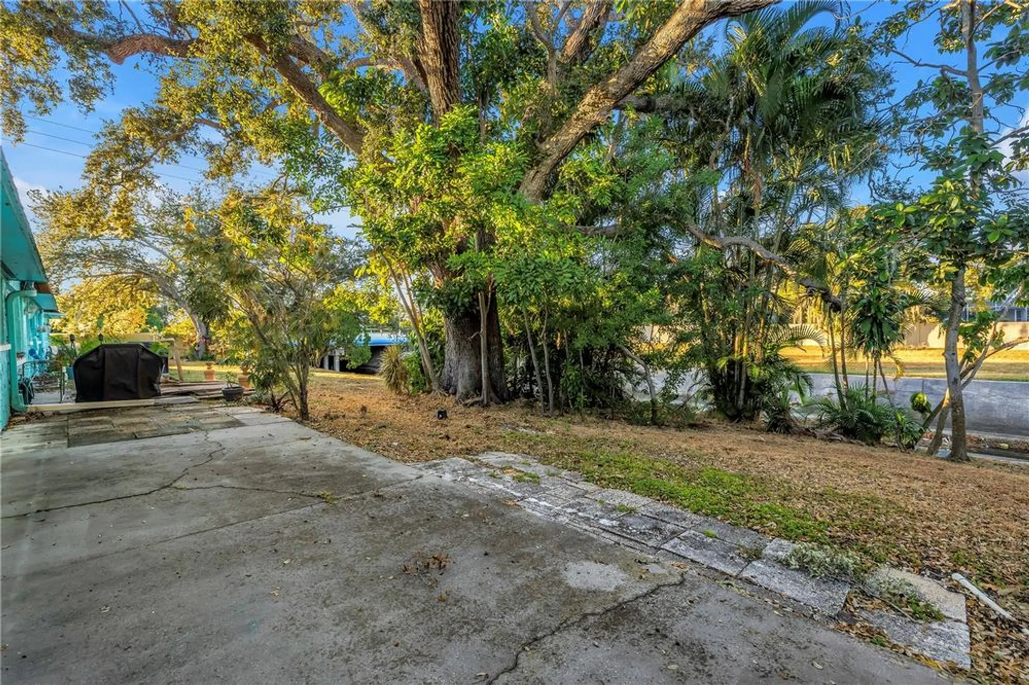 Property Slideshow image 28 of 39 | 7081 lafayette n # 7081, Pinellas Park, FL, 33781