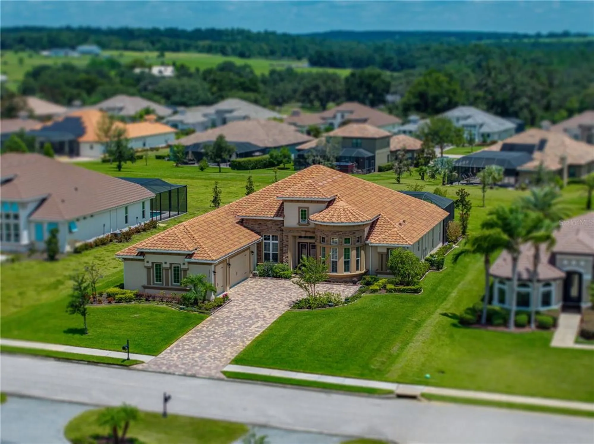 Property Slideshow image 8 of 90 | 13915 carryback dr, Dade City, FL, 33525