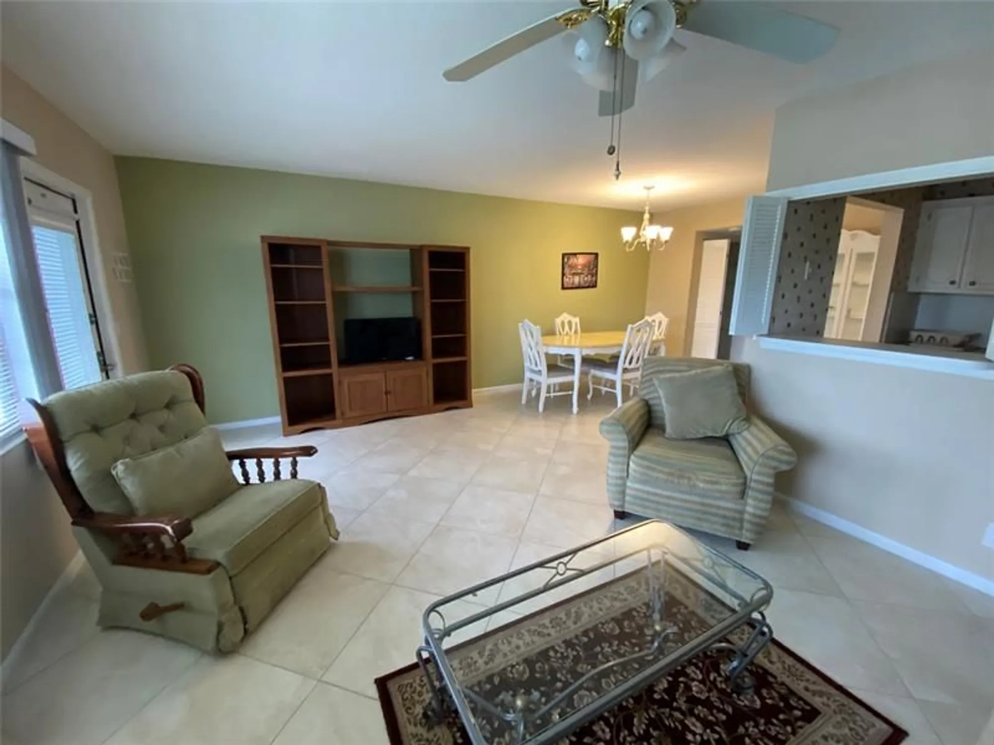 Property Slideshow image 2 of 50 | 278 newport r # 278, Deerfield Beach, FL, 33442