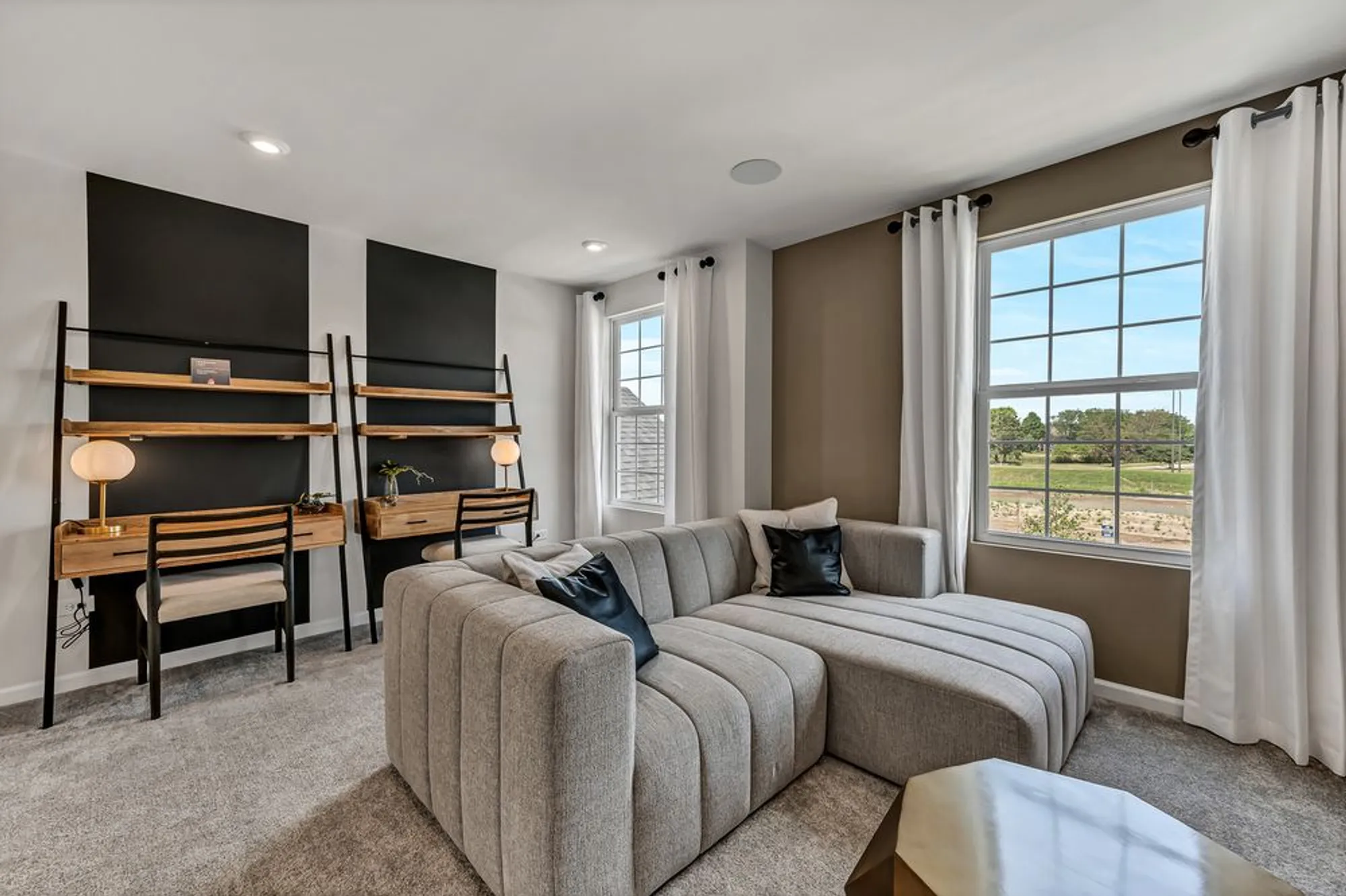 Property Slideshow image 15 of 20 | 3194 peyton cir, Aurora, IL, 60503