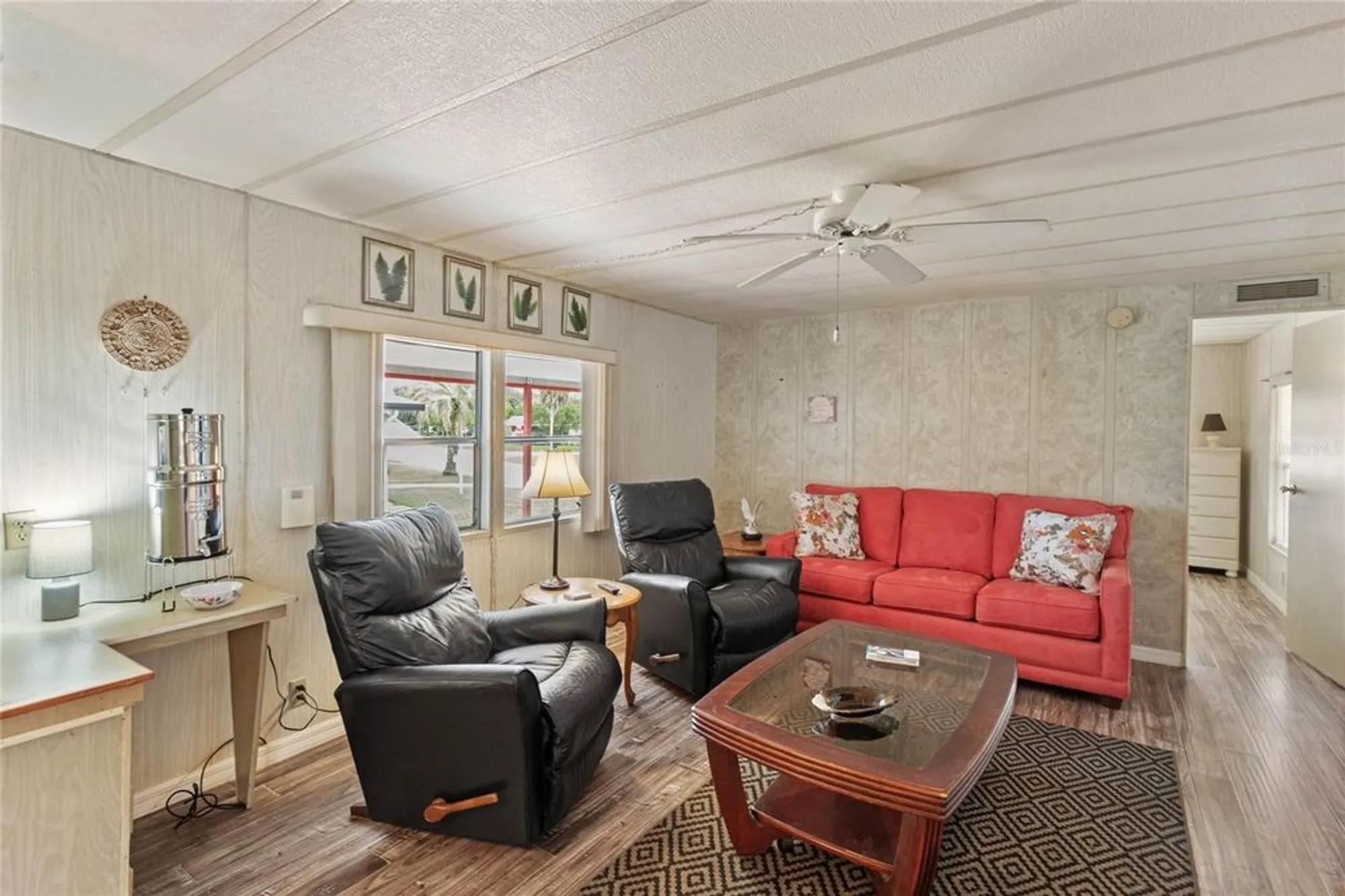 Property Slideshow image 12 of 27 | 805 royal palm ave, The Villages, FL, 32159