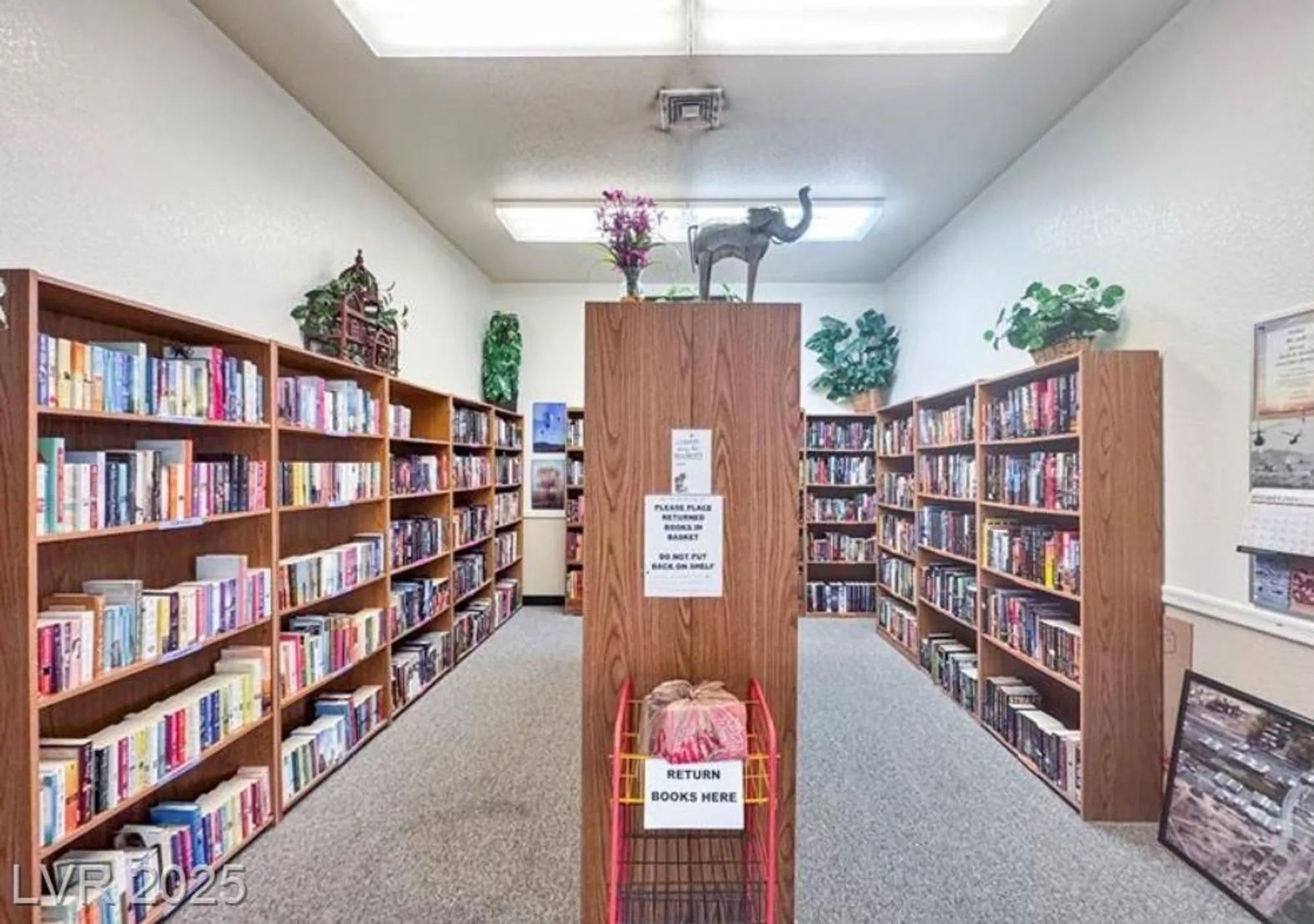 Property Slideshow image 37 of 43 | 410 candle stick ave, Pahrump, NV, 89048