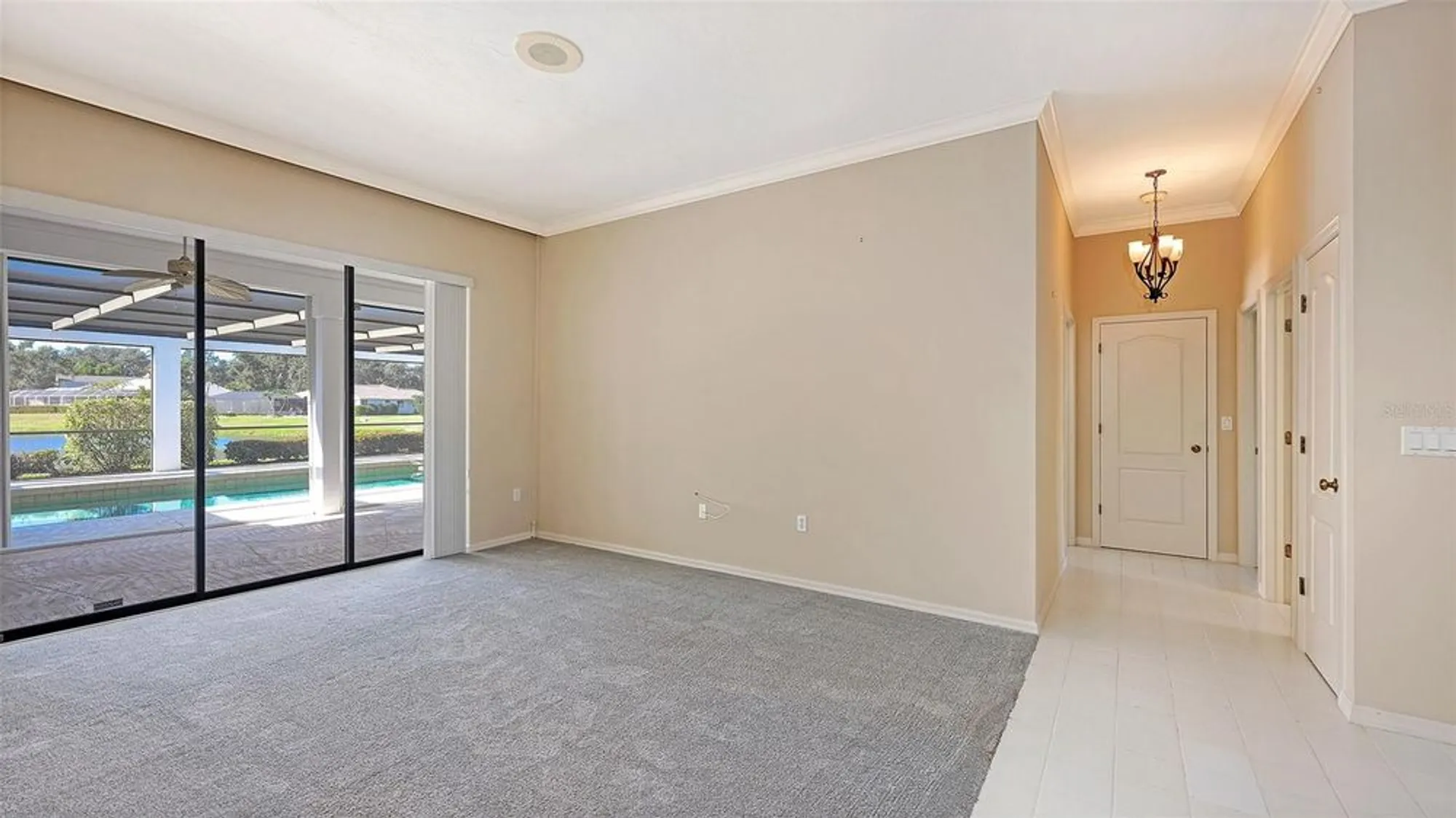 Property Slideshow image 11 of 60 | 8068 estates dr, Sarasota, FL, 34243