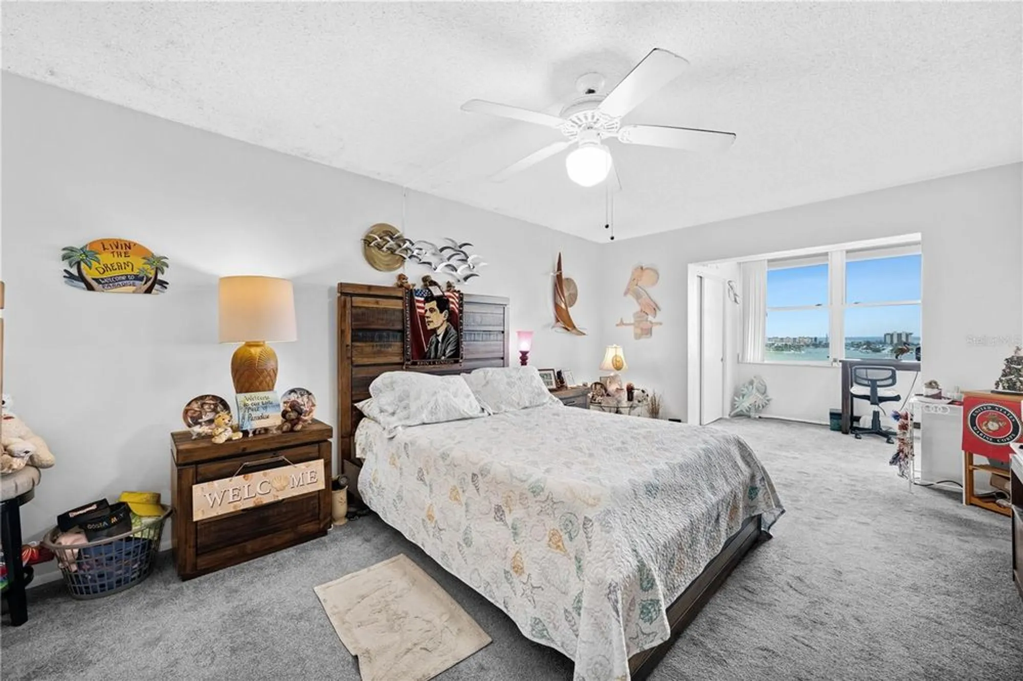 Property Slideshow image 18 of 47 | 4525 cove cir apt 1002, St Petersburg, FL, 33708