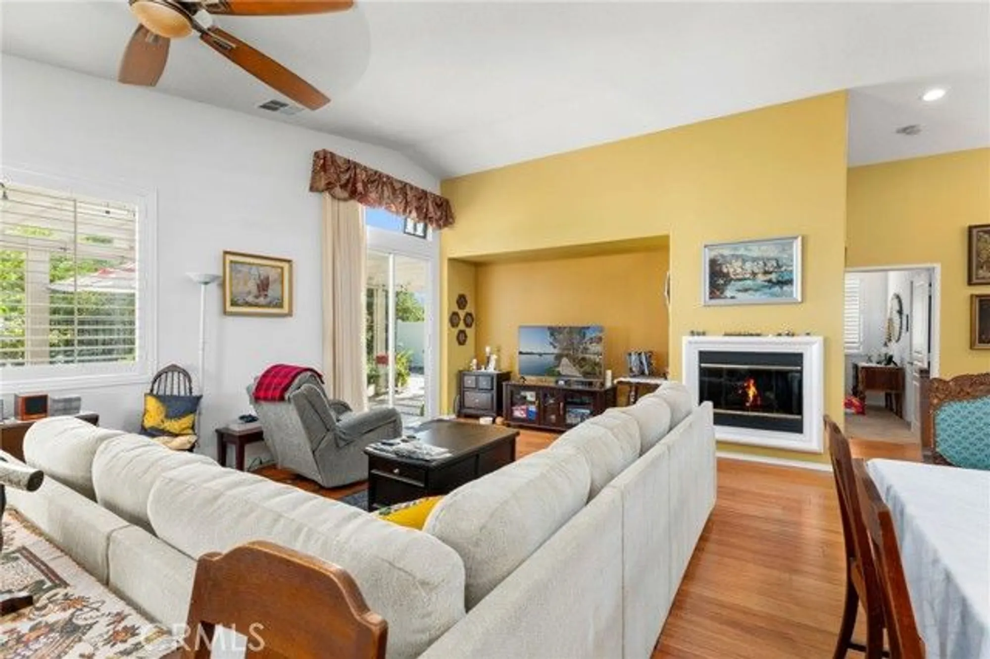 Property Slideshow image 6 of 24 | 1538 green creek trl, Beaumont, CA, 92223
