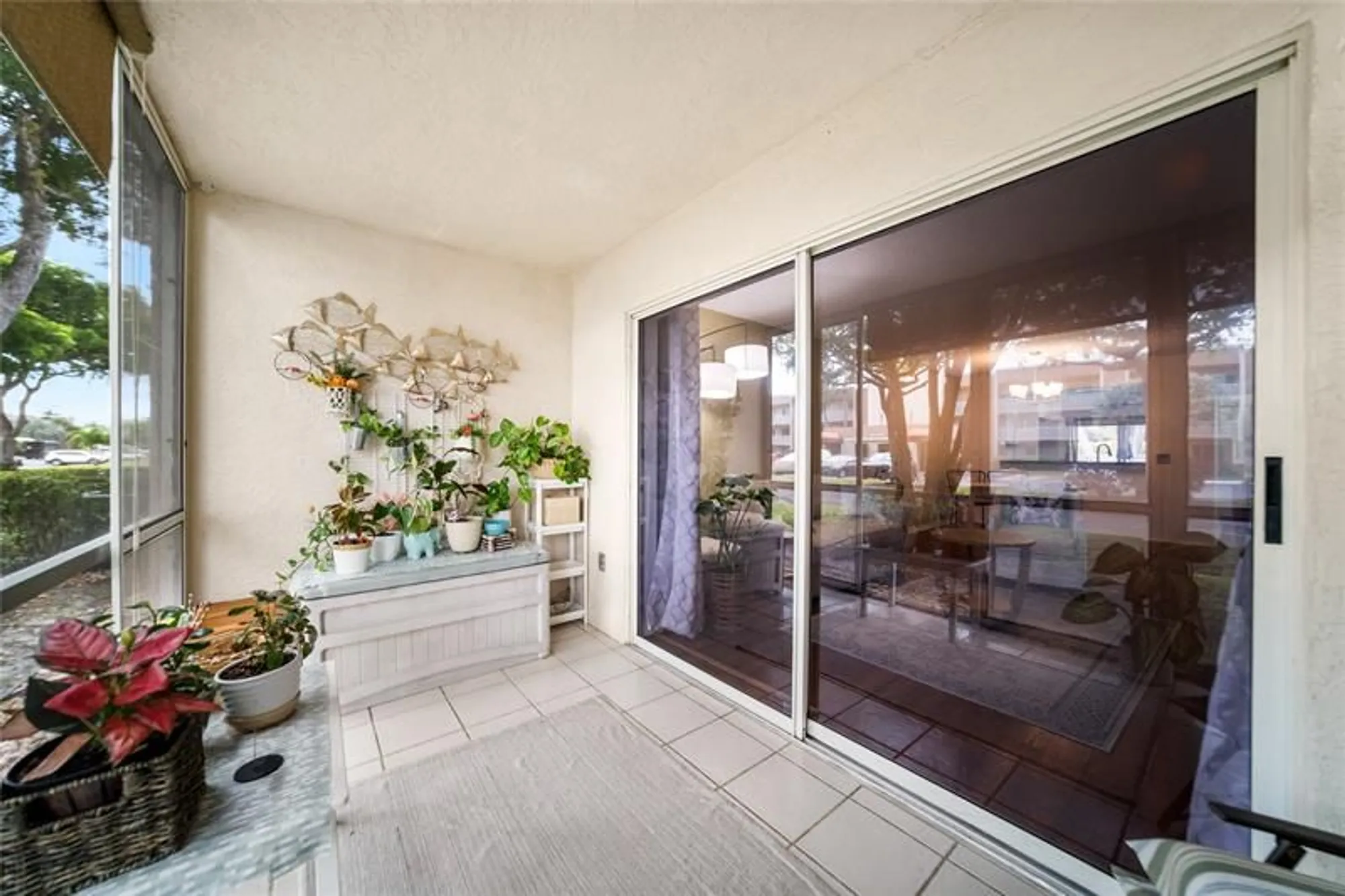 Property Slideshow image 26 of 35 | 7427 n devon dr 108, Tamarac, FL, 33321