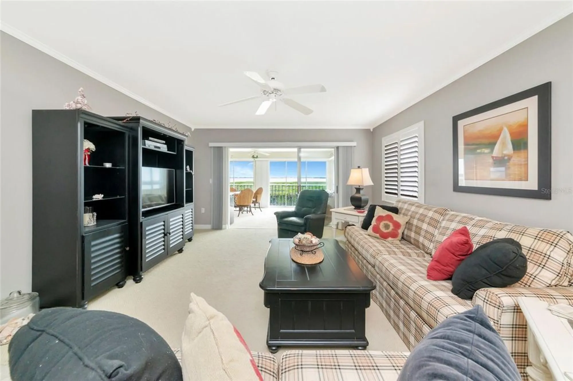 Property Slideshow image 23 of 52 | 1145 edgewater cir # 1145, Bradenton, FL, 34209