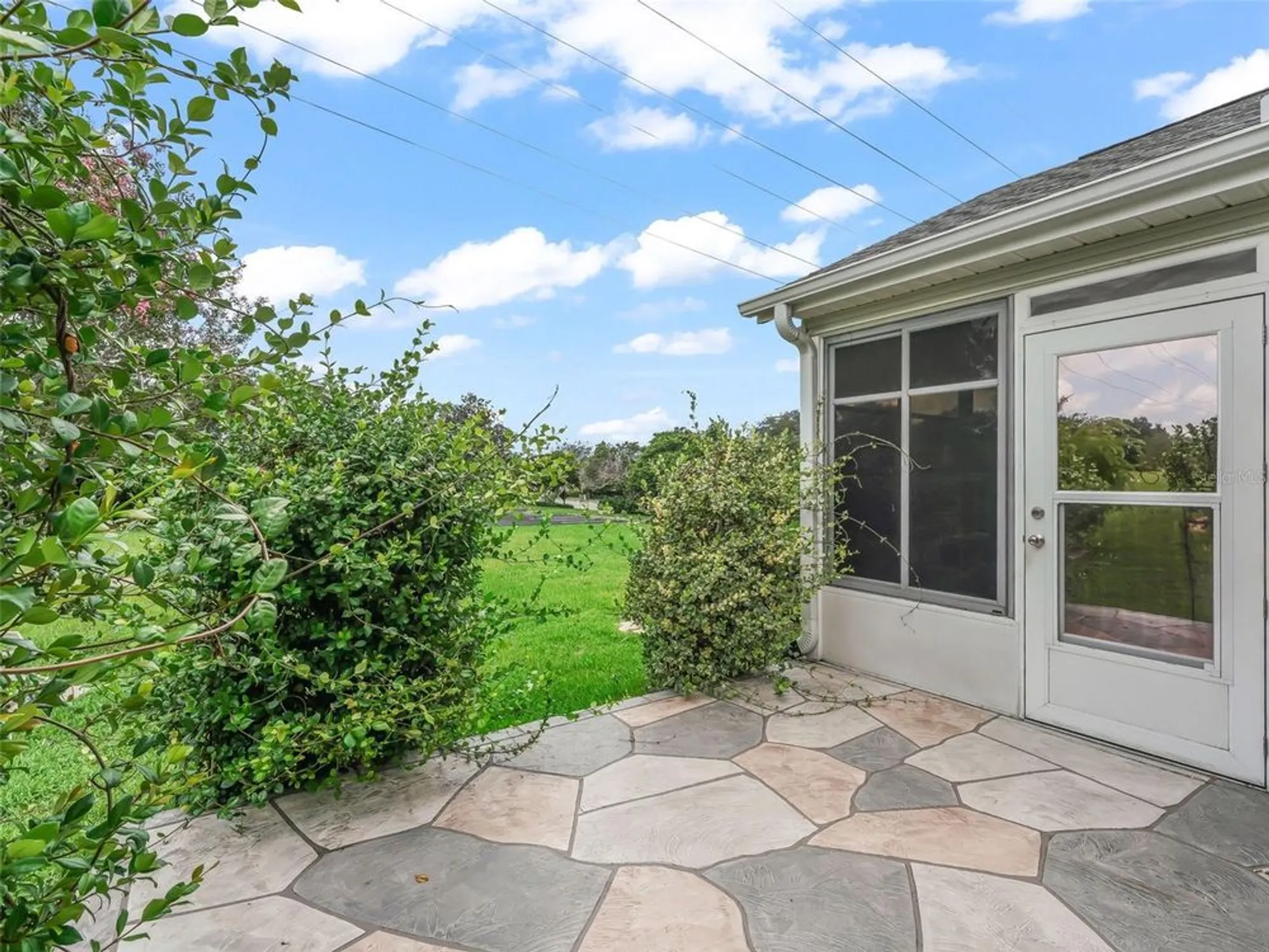 Property Slideshow image 33 of 41 | 17608 se 92nd grantham ter, The Villages, FL, 32162